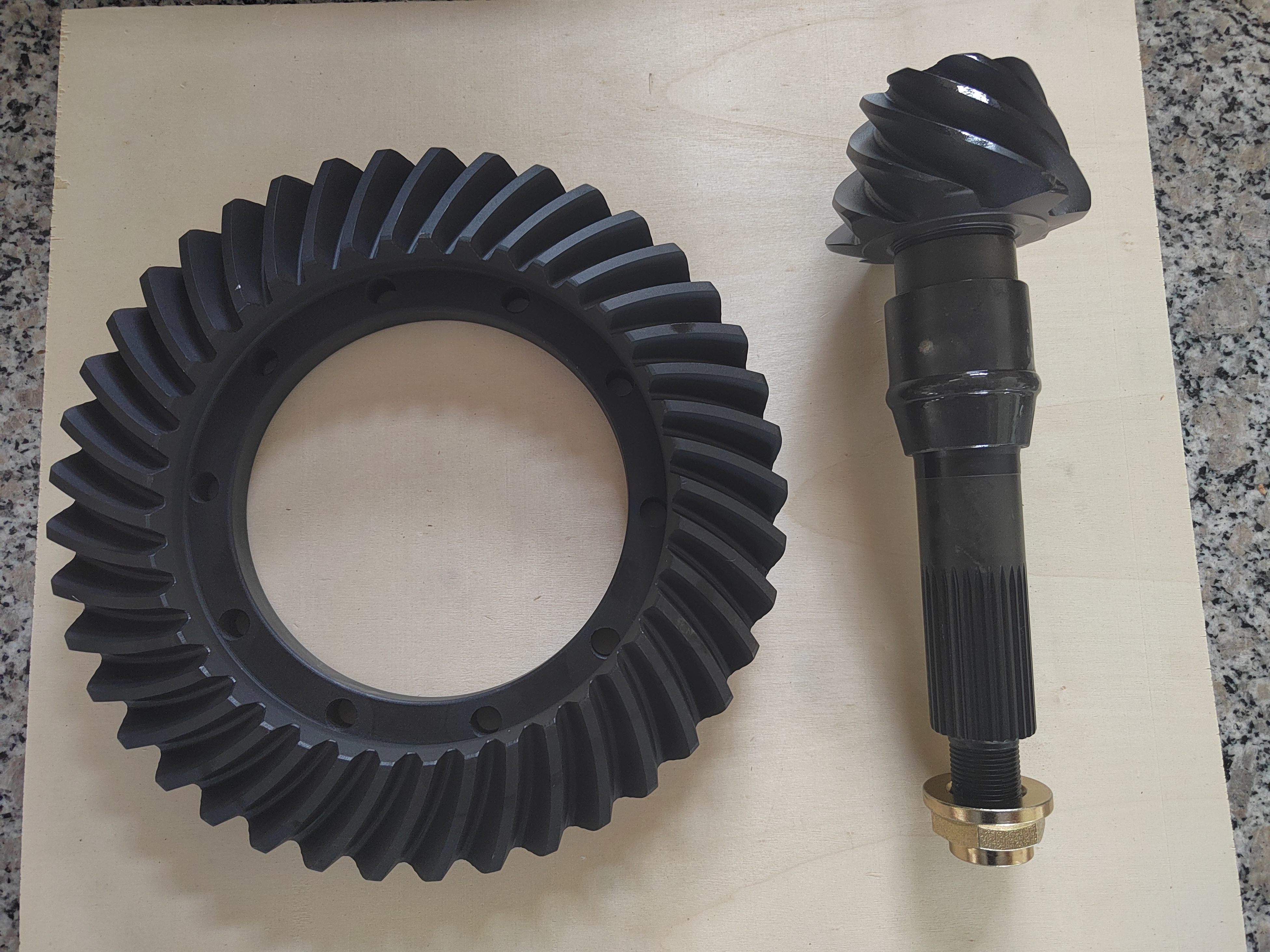 QINGDAO HYDUN AUTOPARTS MANUFACTURING CO.,LTD – llanta de caucho 2