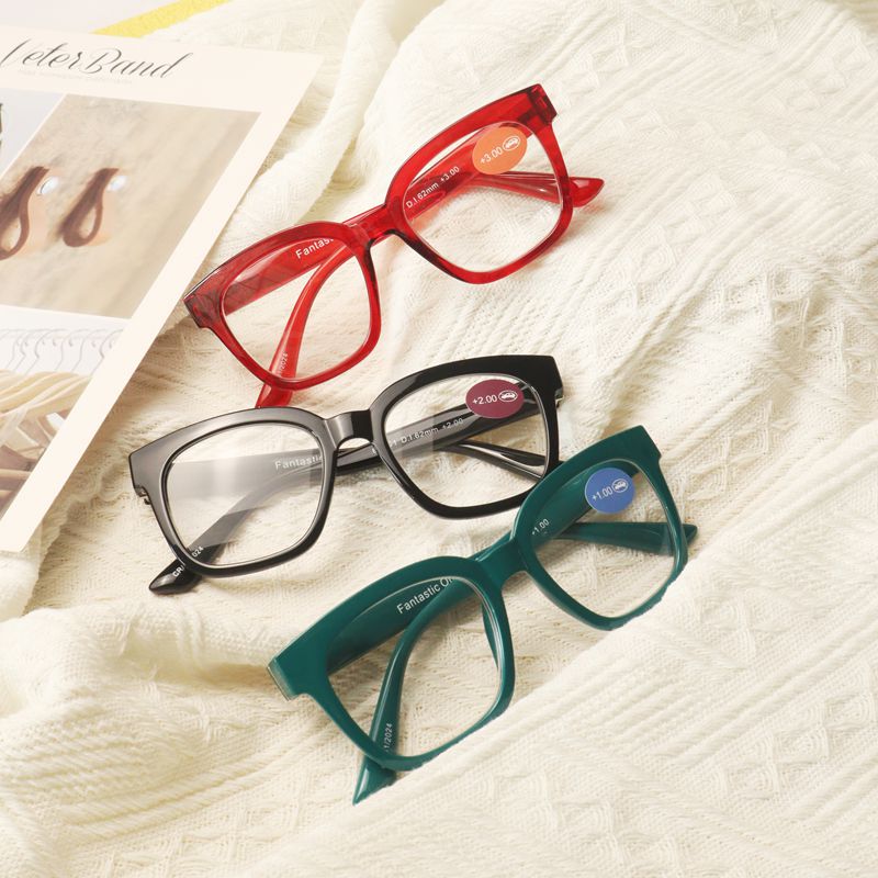 fashion women reading glasses