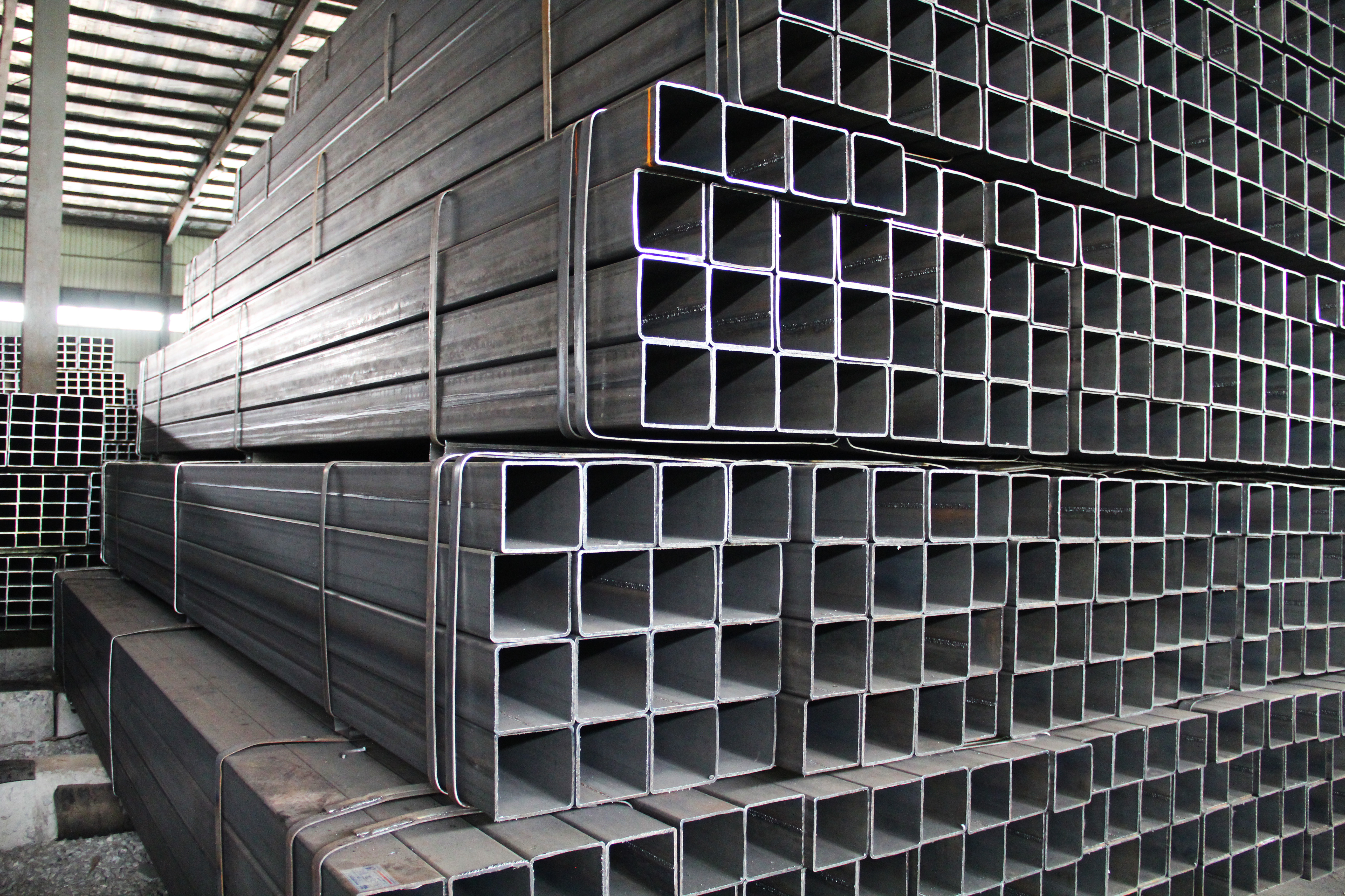 Square And Rectagular Steel Pipe