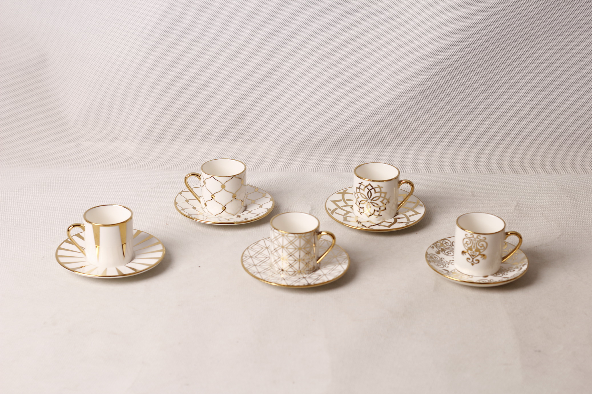 Kaibo Coffee Cup And Saucer Gold