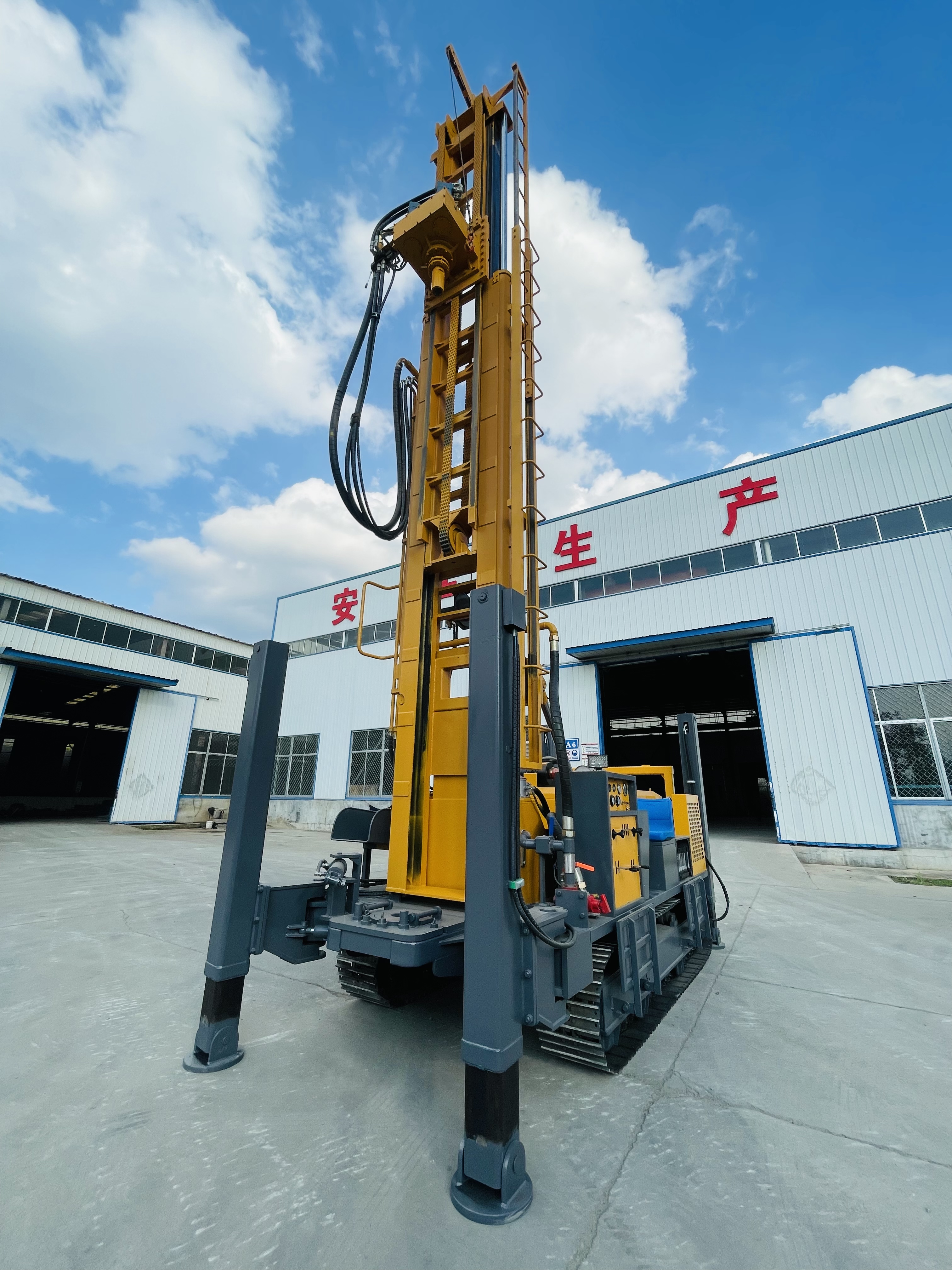 MENGYIN FEIDA MINE ENGINEERING MACHINERY CO.,LTD. – molde de inyección 1