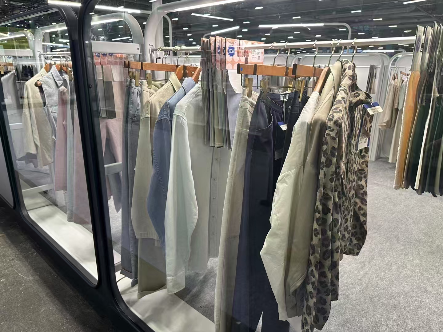 Xinjiang Shenghua Supply Chain Management Co., Ltd. – zapatos de tacón 2