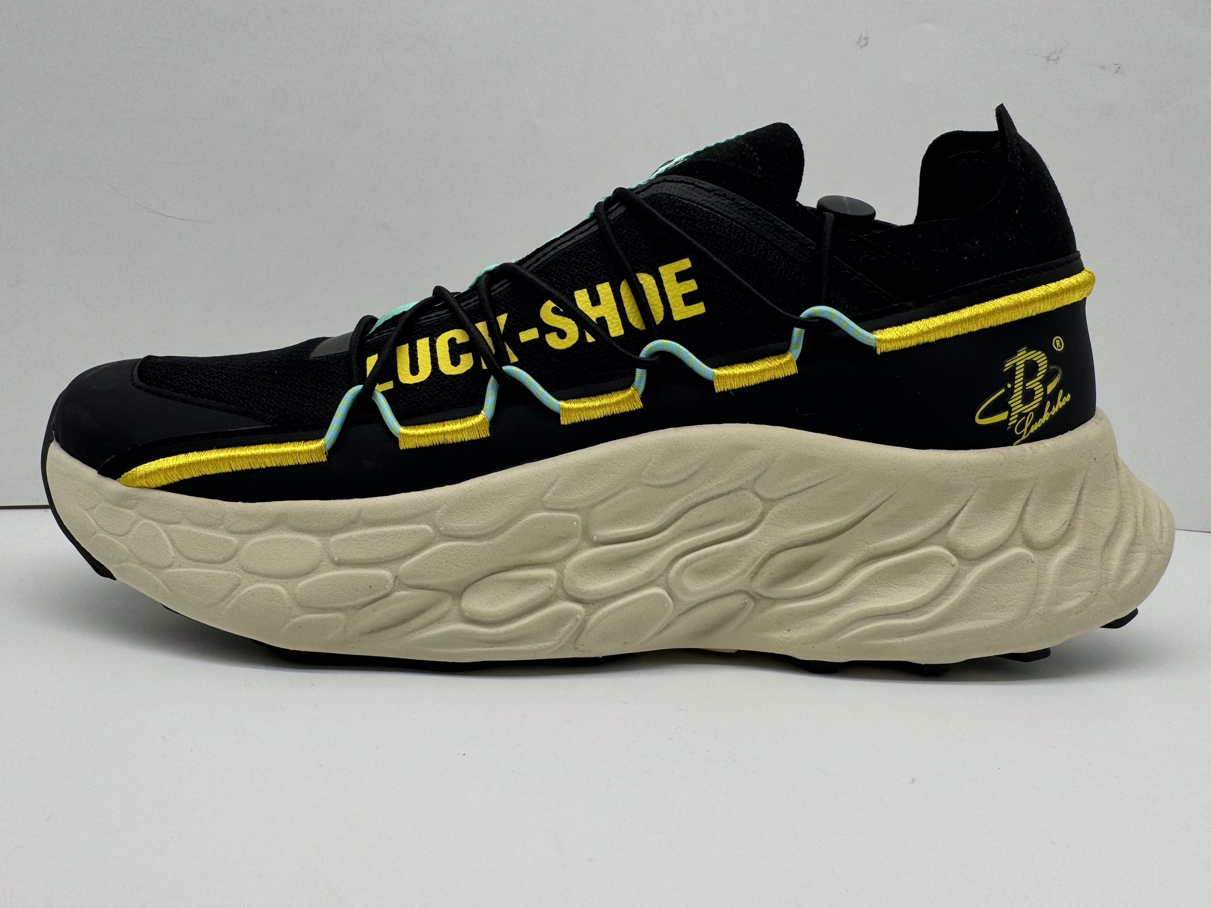 China factory customized running shoes