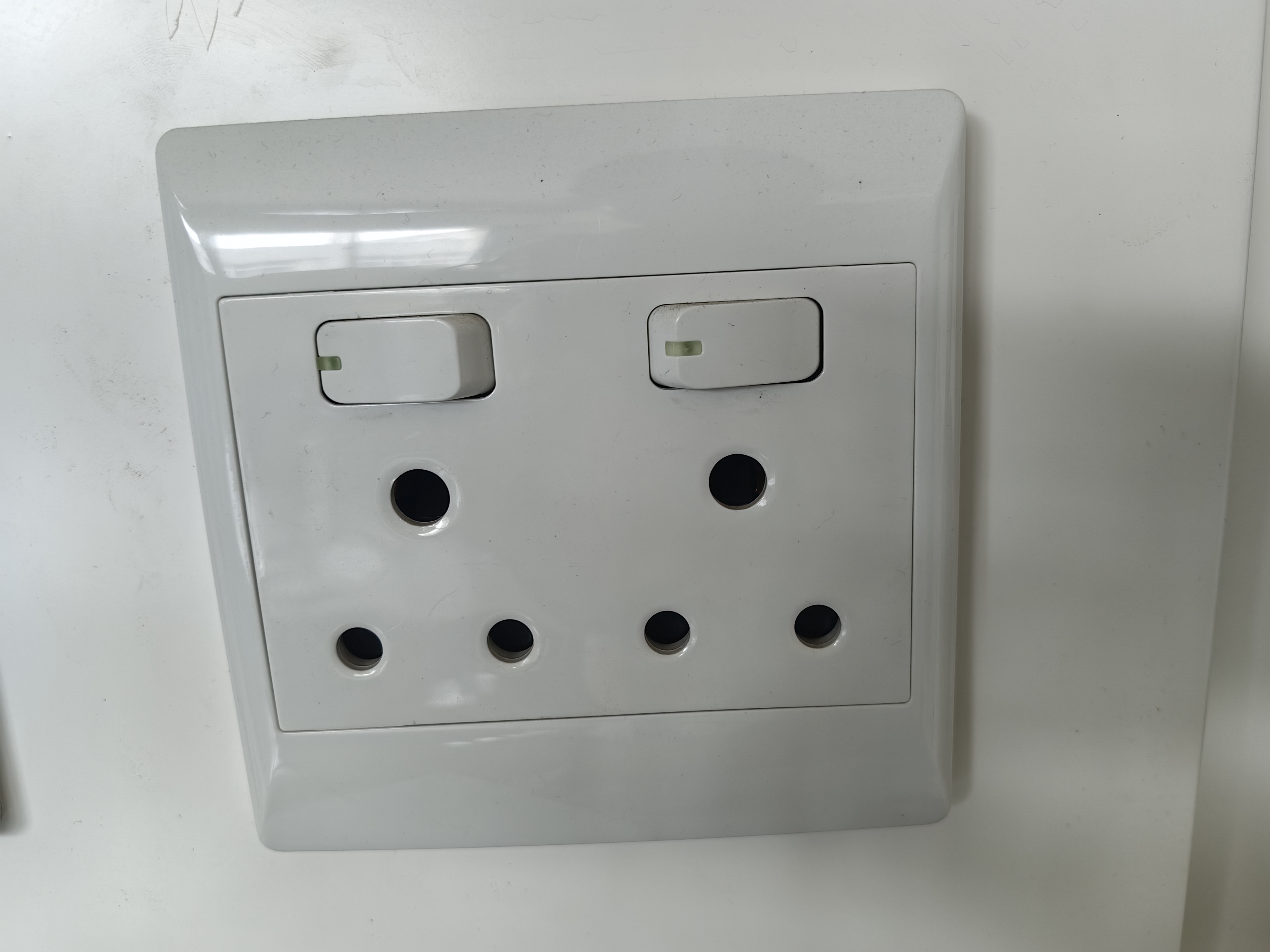 2 lever 16A socket