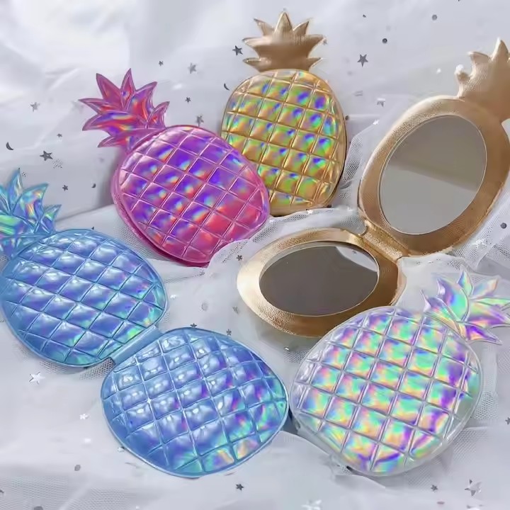 Pineapple mirror