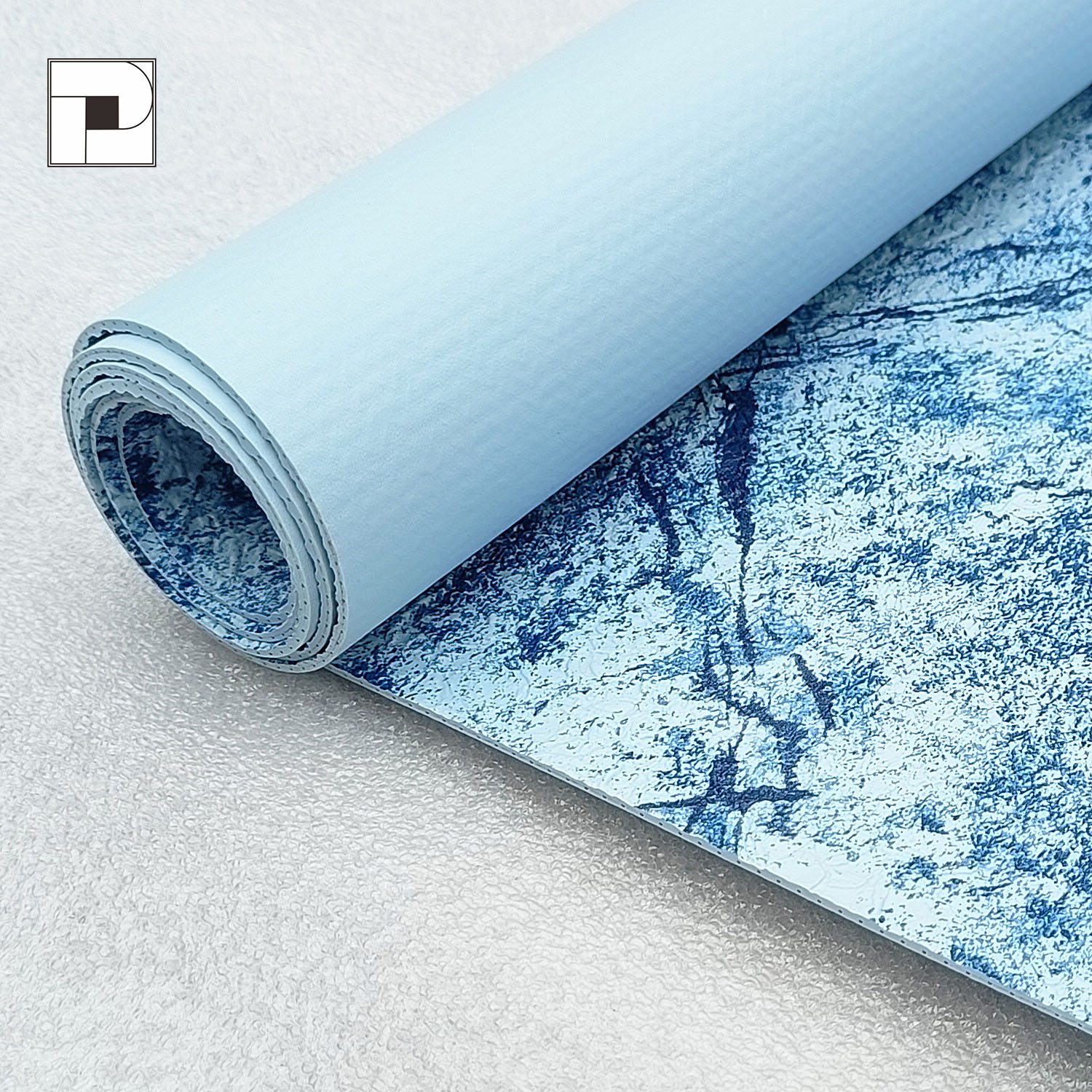 Swimming pool liner