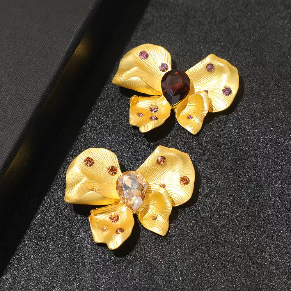 European and American fashion bow brooch