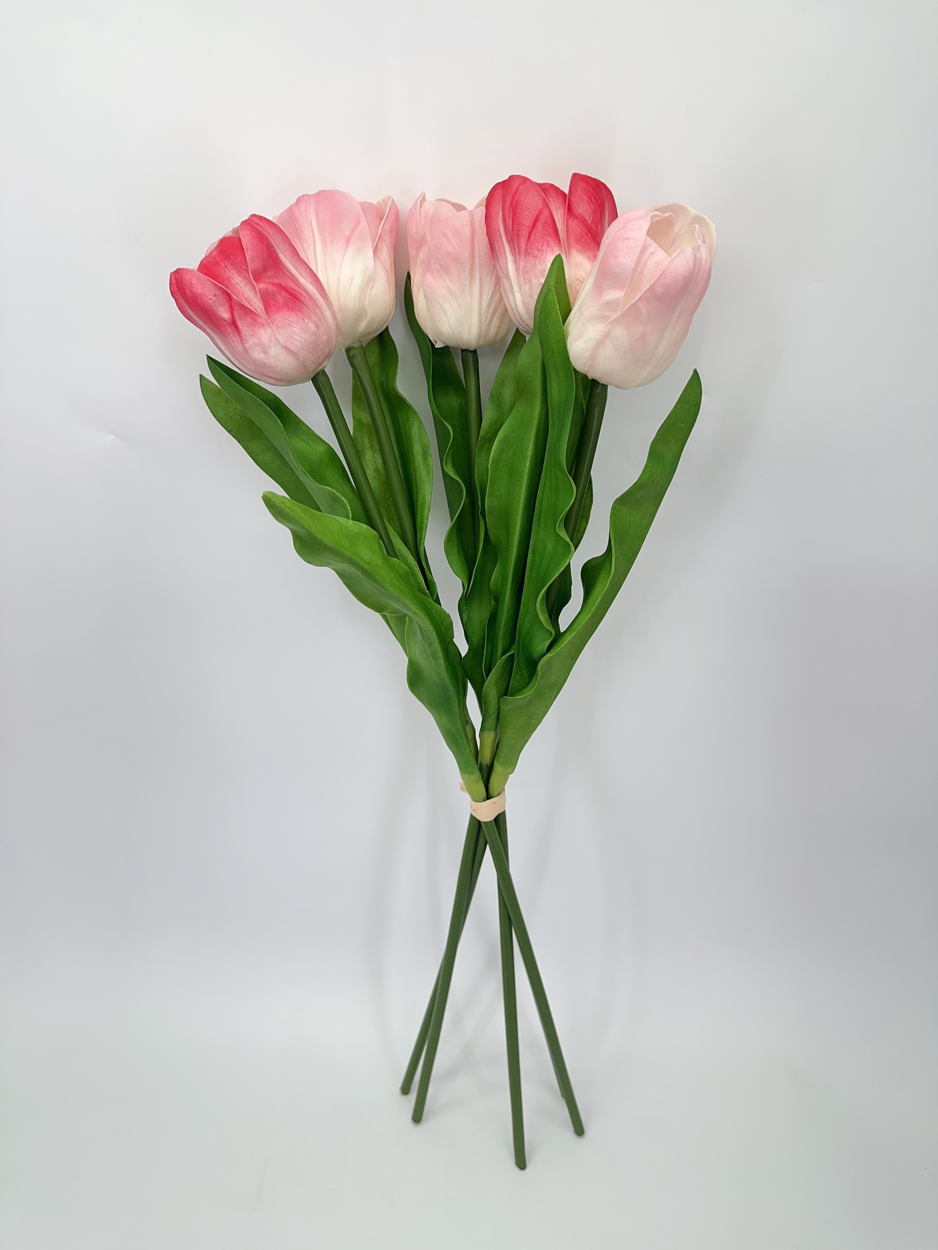 DongGuan City DingHao Grand Ornamental CO.,LTD – portarretrato 3