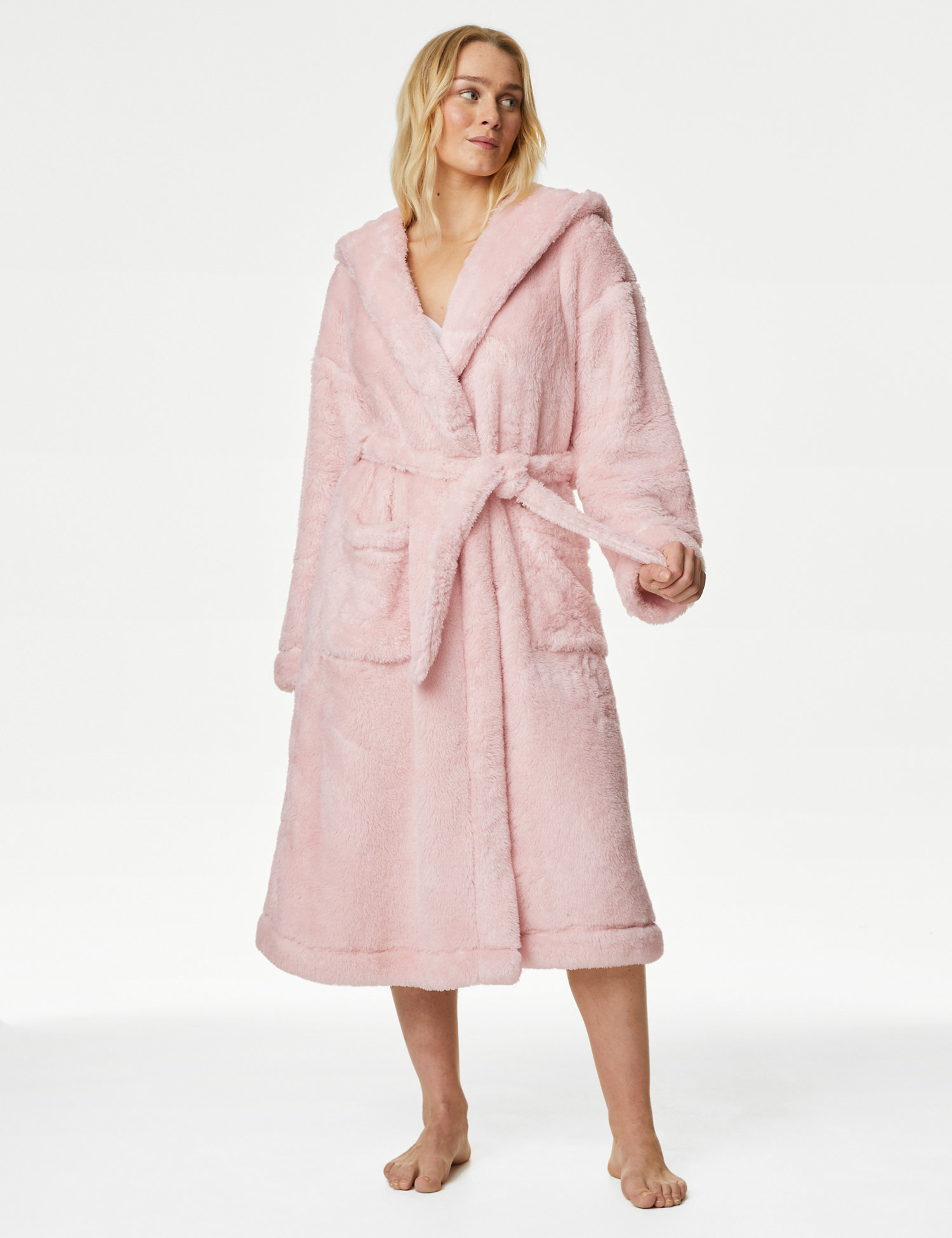 Coral velvet bathrobe