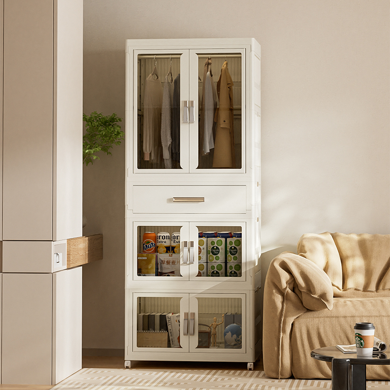 Foldable wardrobe