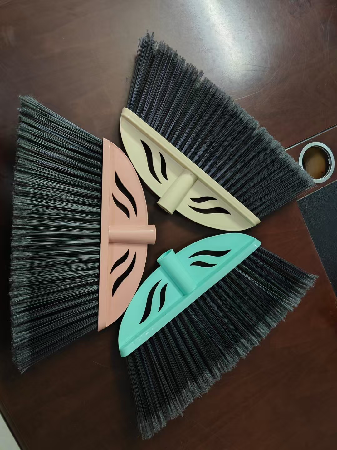 Plastic broom, plastic broom, broom, cleaning supplies, furniture supplies