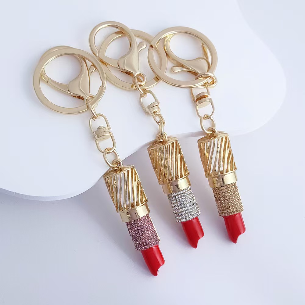 European and American fashion new simulation hollow lipstick keychain