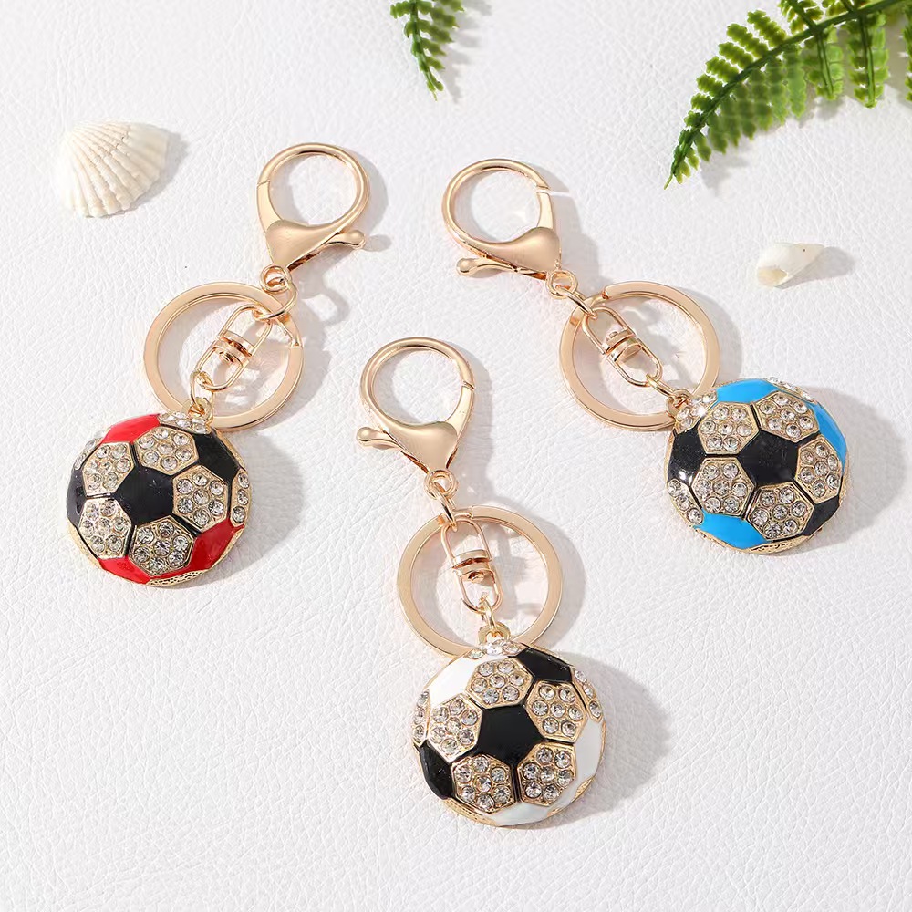 European and American cross-border fashion alloy rhinestone football keychain