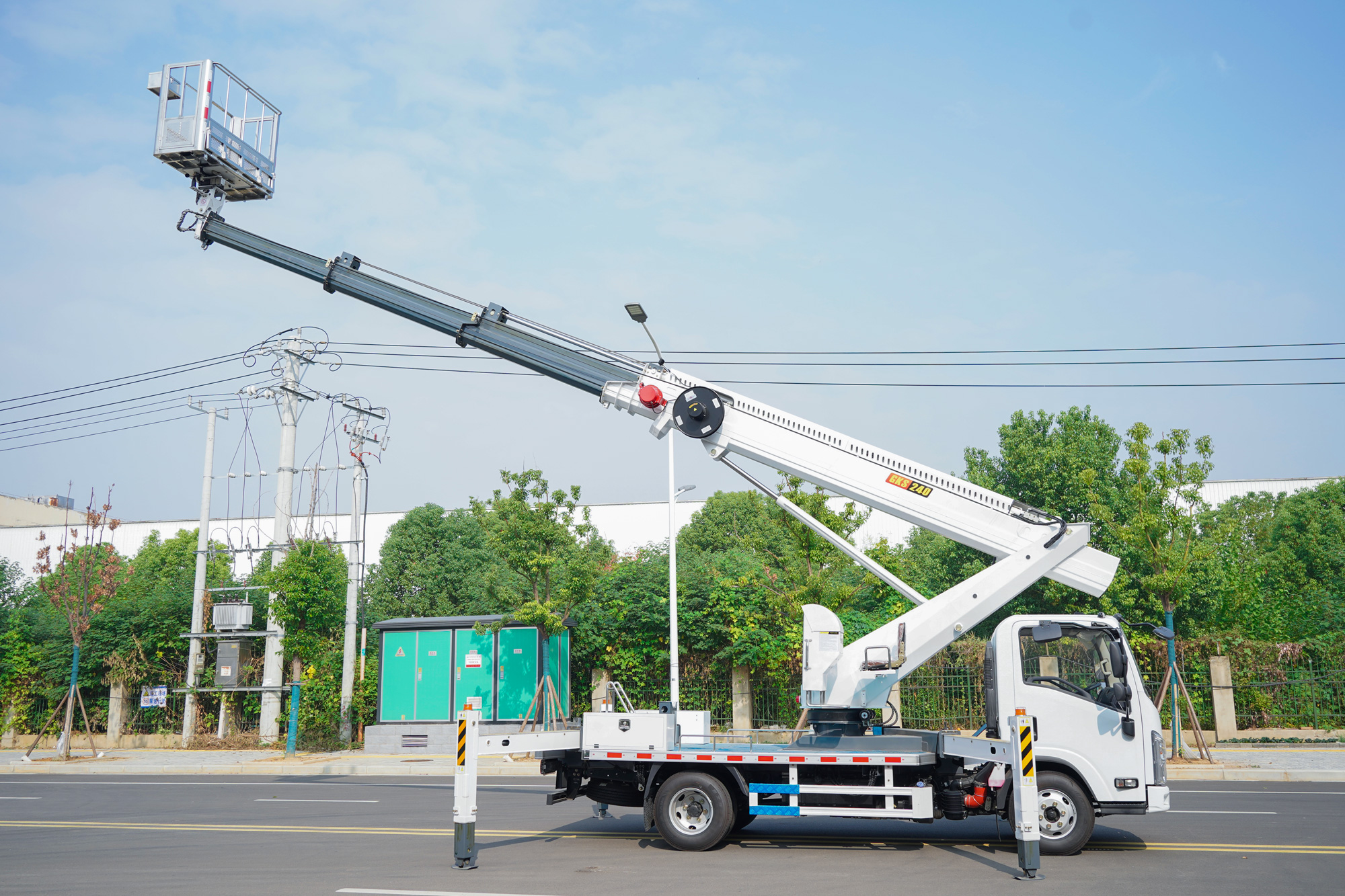 Hubei Ruiyate Automobile Co., LTD – Other Construction Machinery（Outdoor Open Area） 1