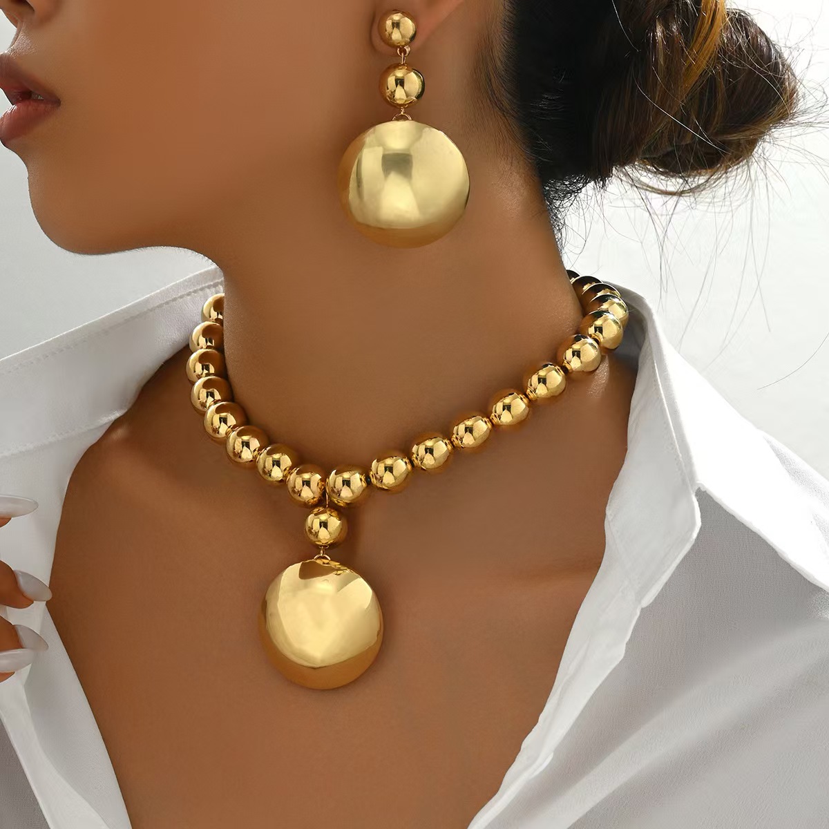 European and American fashionable personalized metal bead necklace