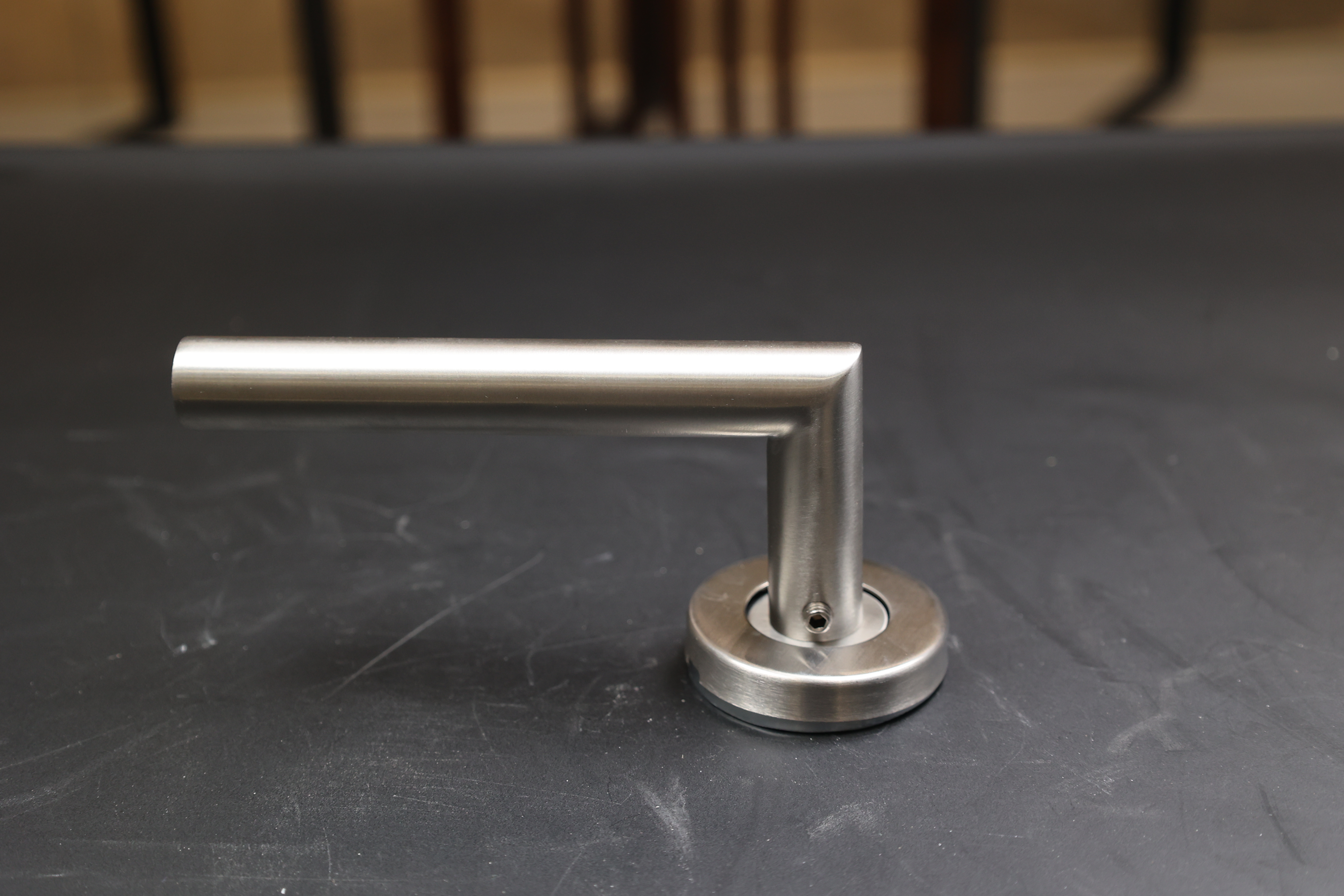 High Quality Low Price Tube Lever Metal Door Lever Handle Stainless Steel Handle Satin Nickel