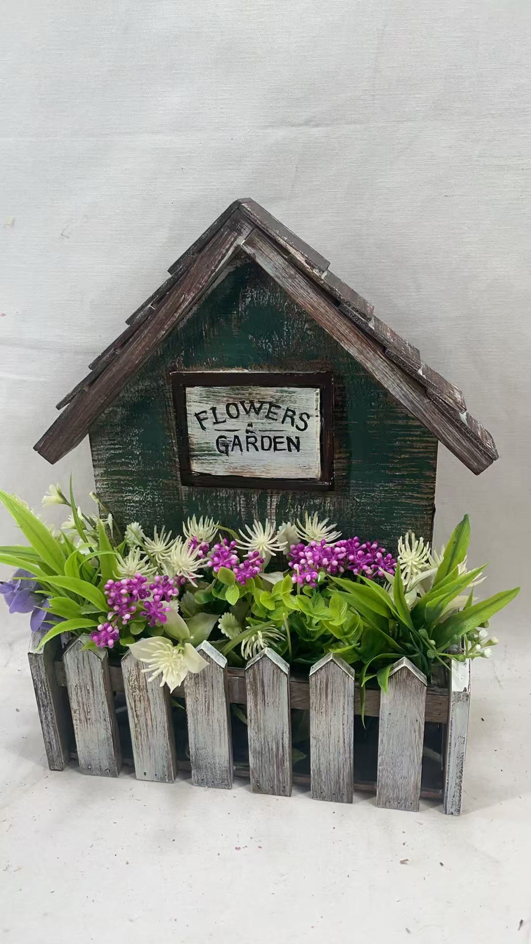wooden house decoration