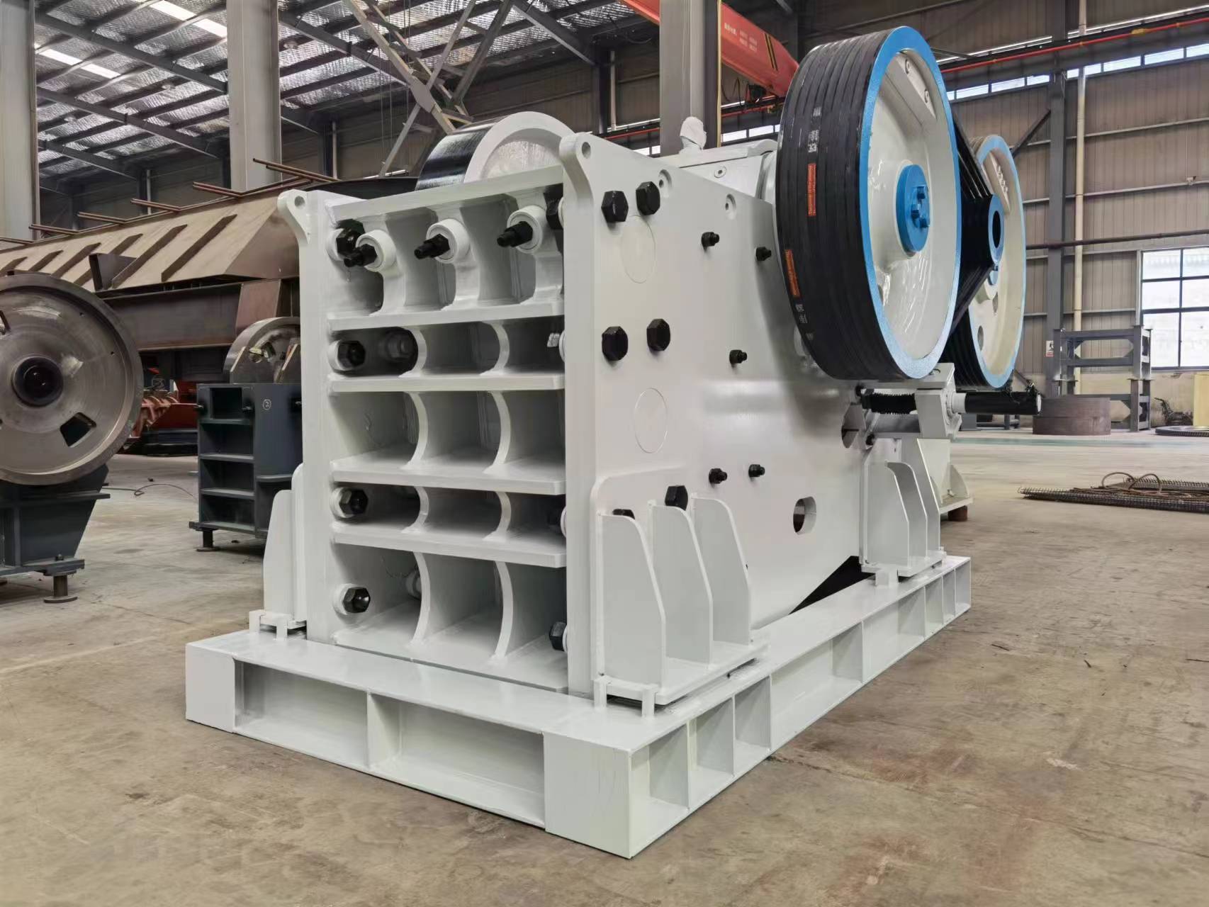 HENAN HONGJI MINE MACHINERY CO., LTD – molde de inyección 1