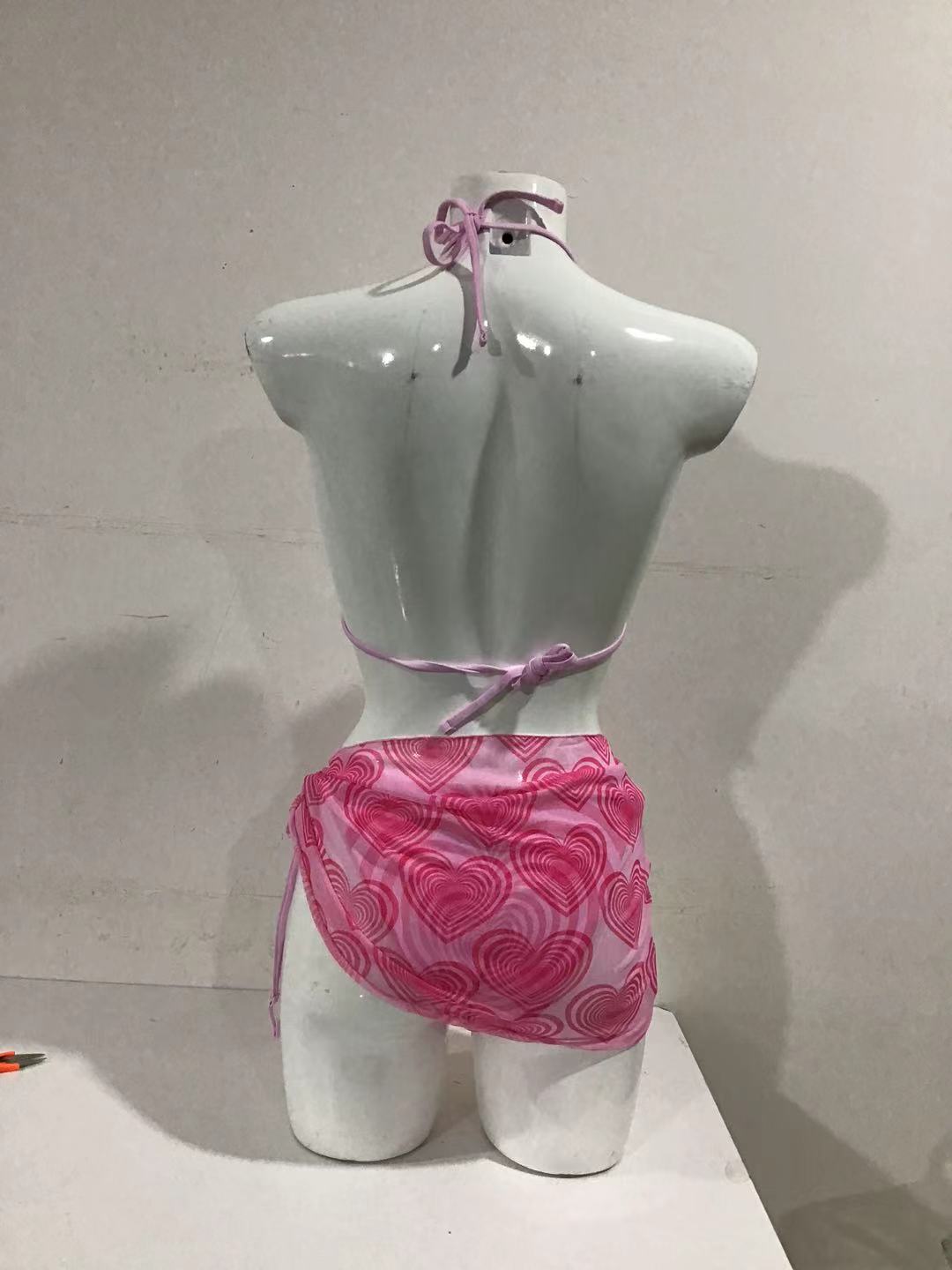 Three-piece bikini
