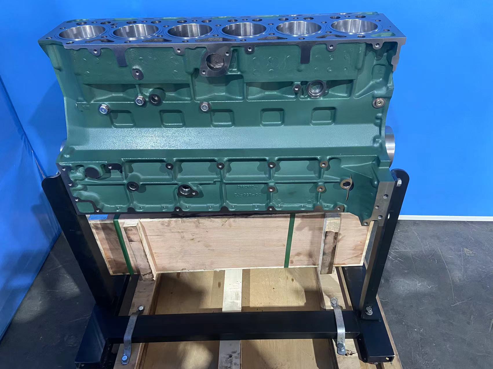Dalian Yichai Internal Combustion Engine Co., Ltd – diesel engine 1
