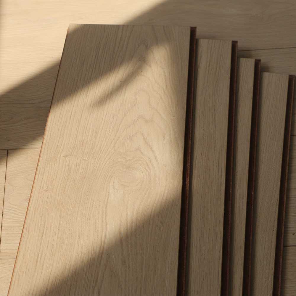 Floorcasa 8mm to 12mm Indoor HDF Laminate Flooring Smooth AC5 Light Laminate Flooring
