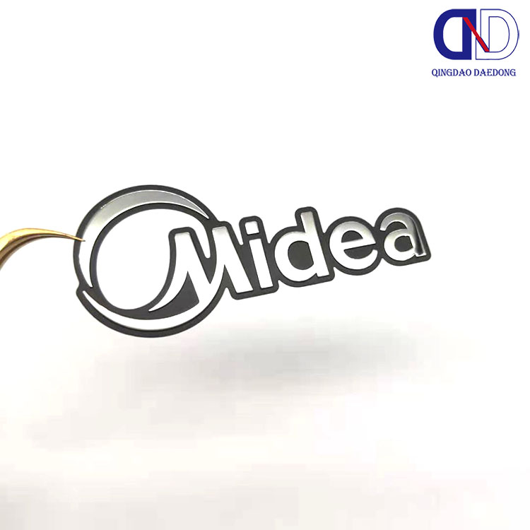 Metal logo
