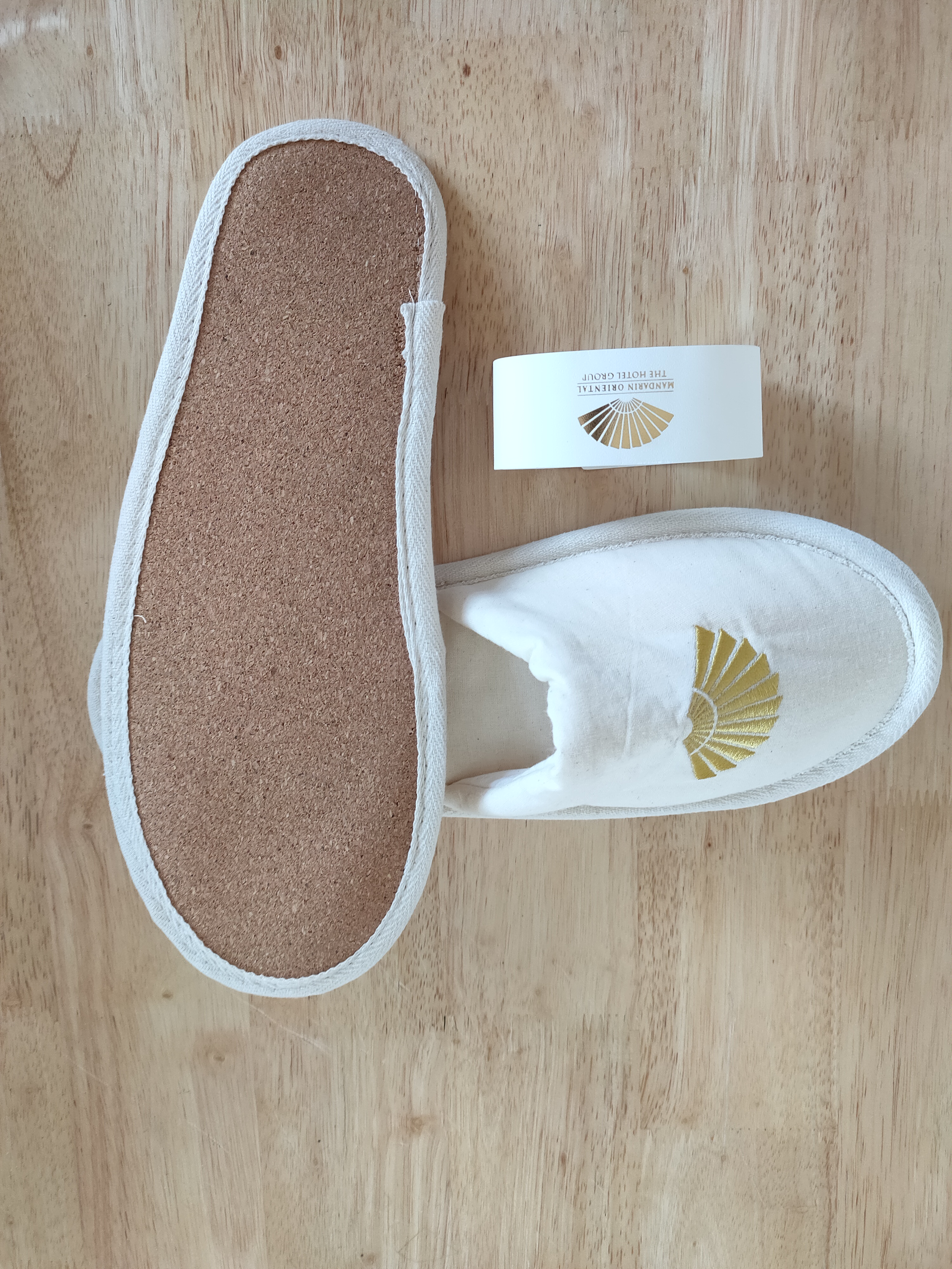 YANGZHOU RUICHI SHOES CO.,LTD – vestido de noche 3