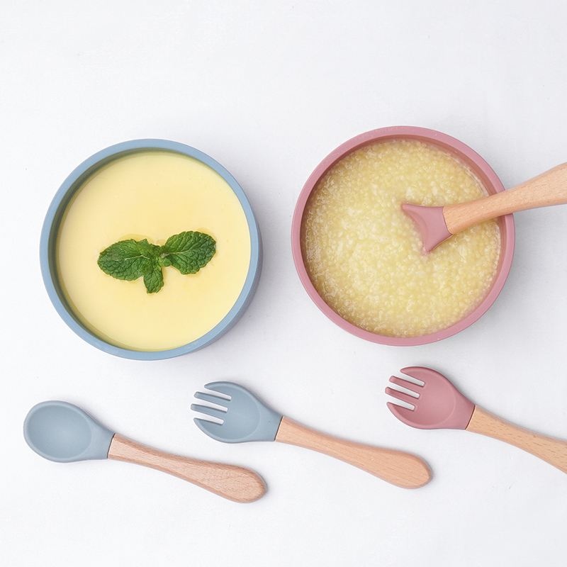Silicone feeding bowl