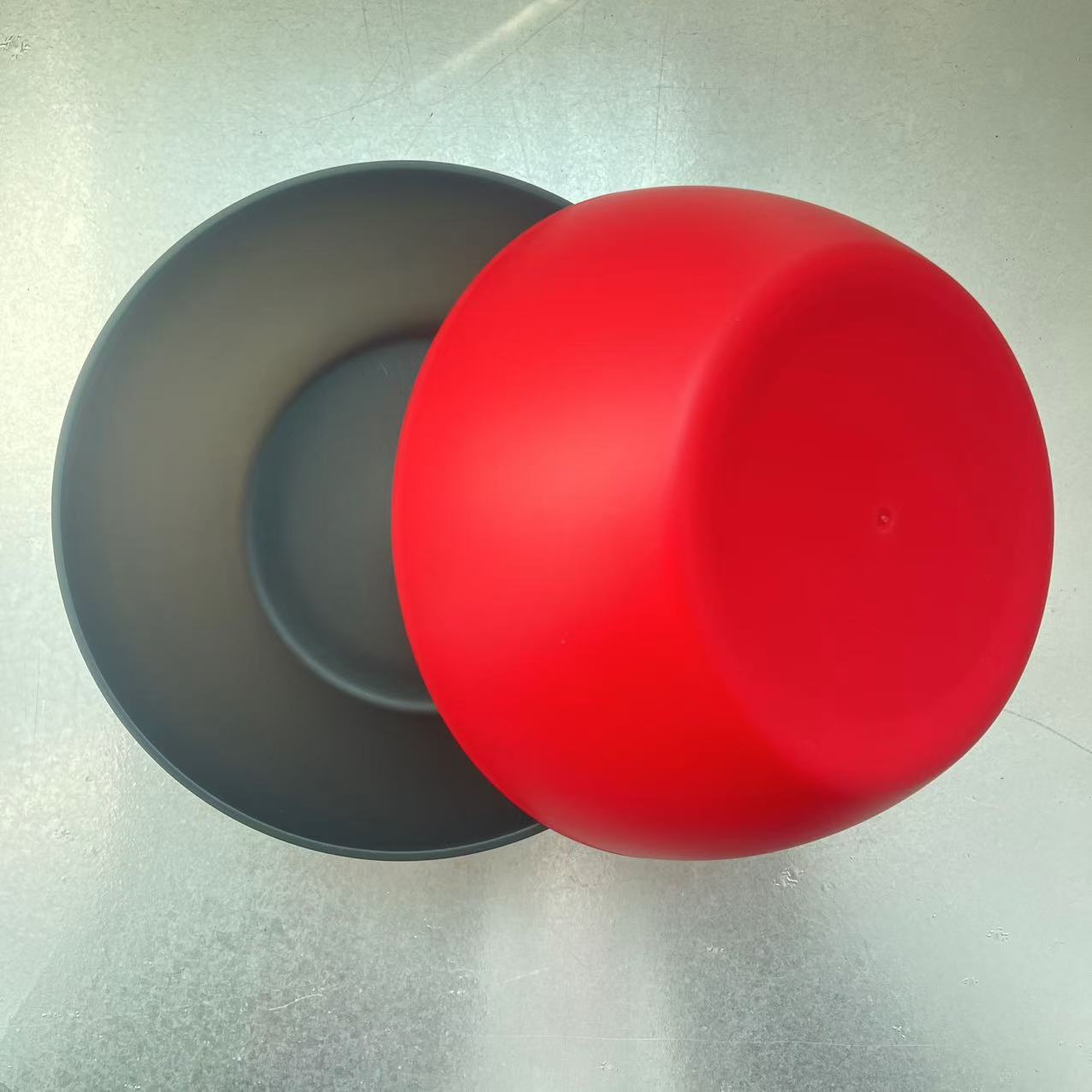 Plastic bowl