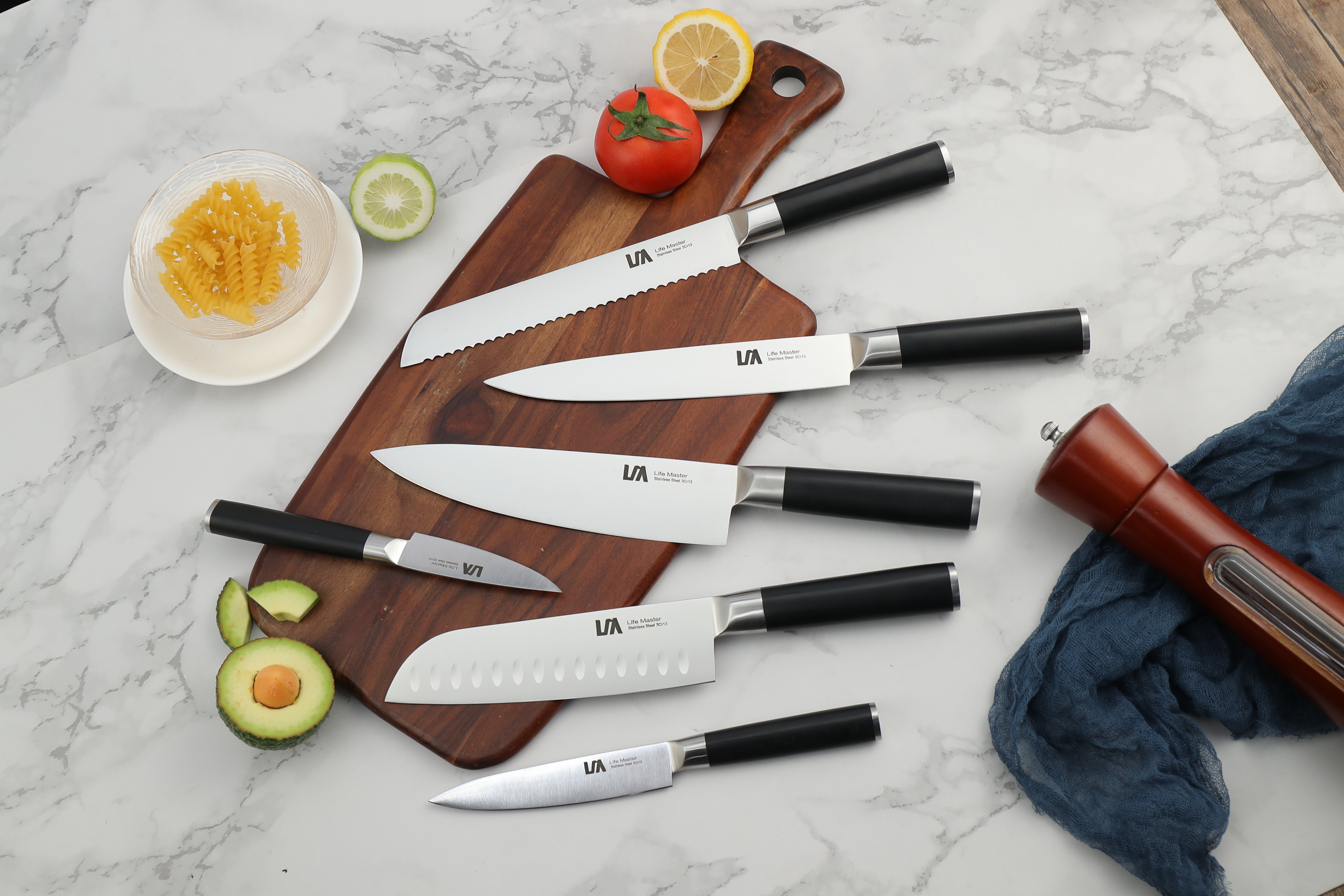 D258 kitchen knife set