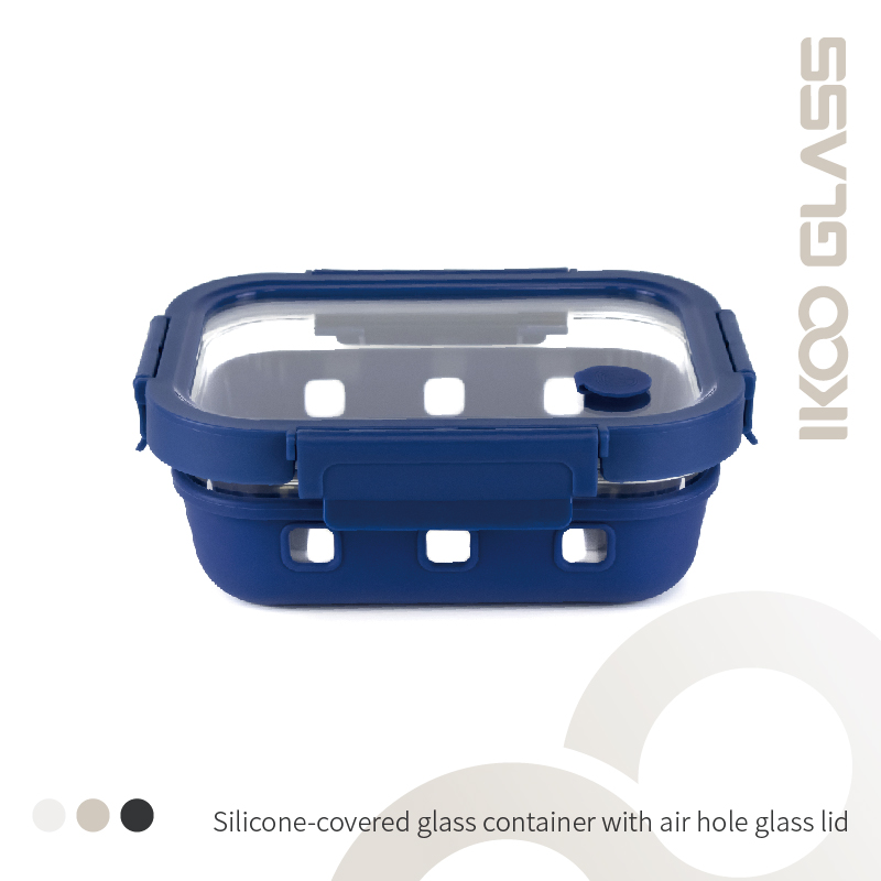 Silicone-covered glass container with air hole glass lid