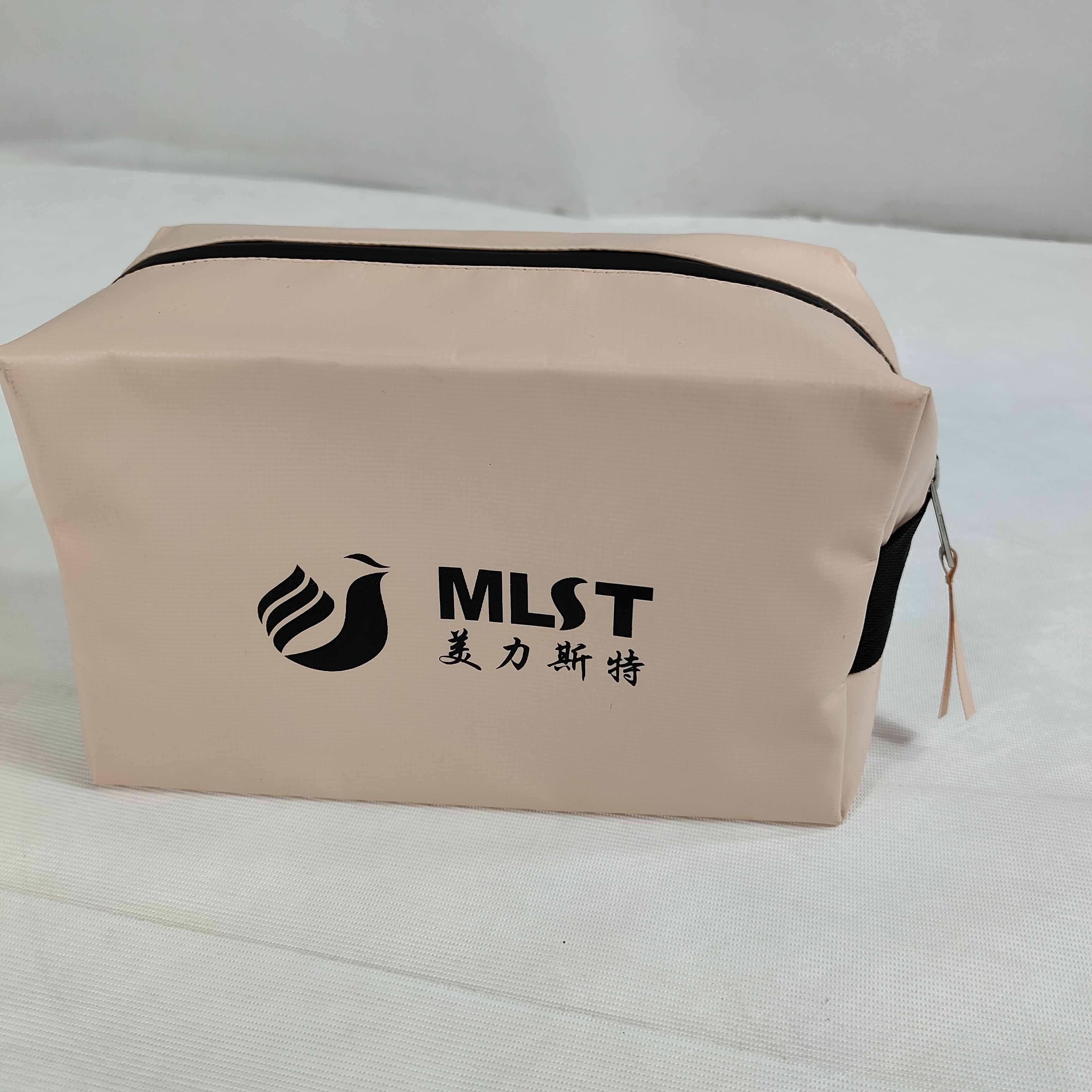 Cosmetic bag