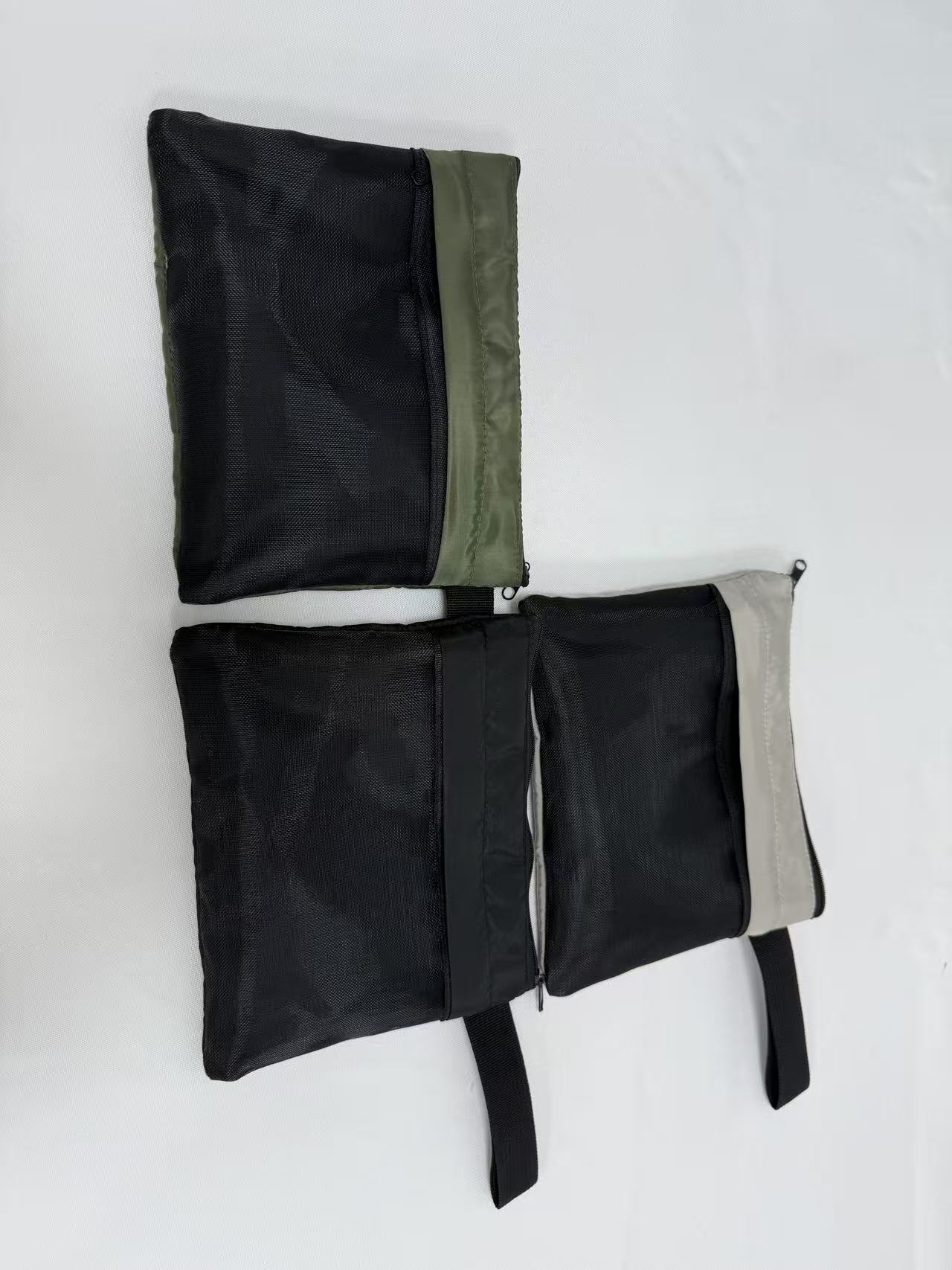 Cosmetic bag