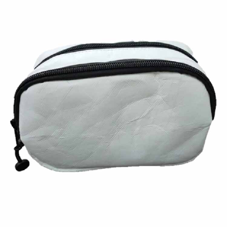 Cosmetic bag