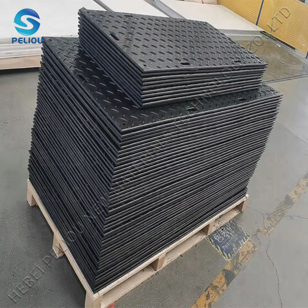 Plastic temporary ground protection mats