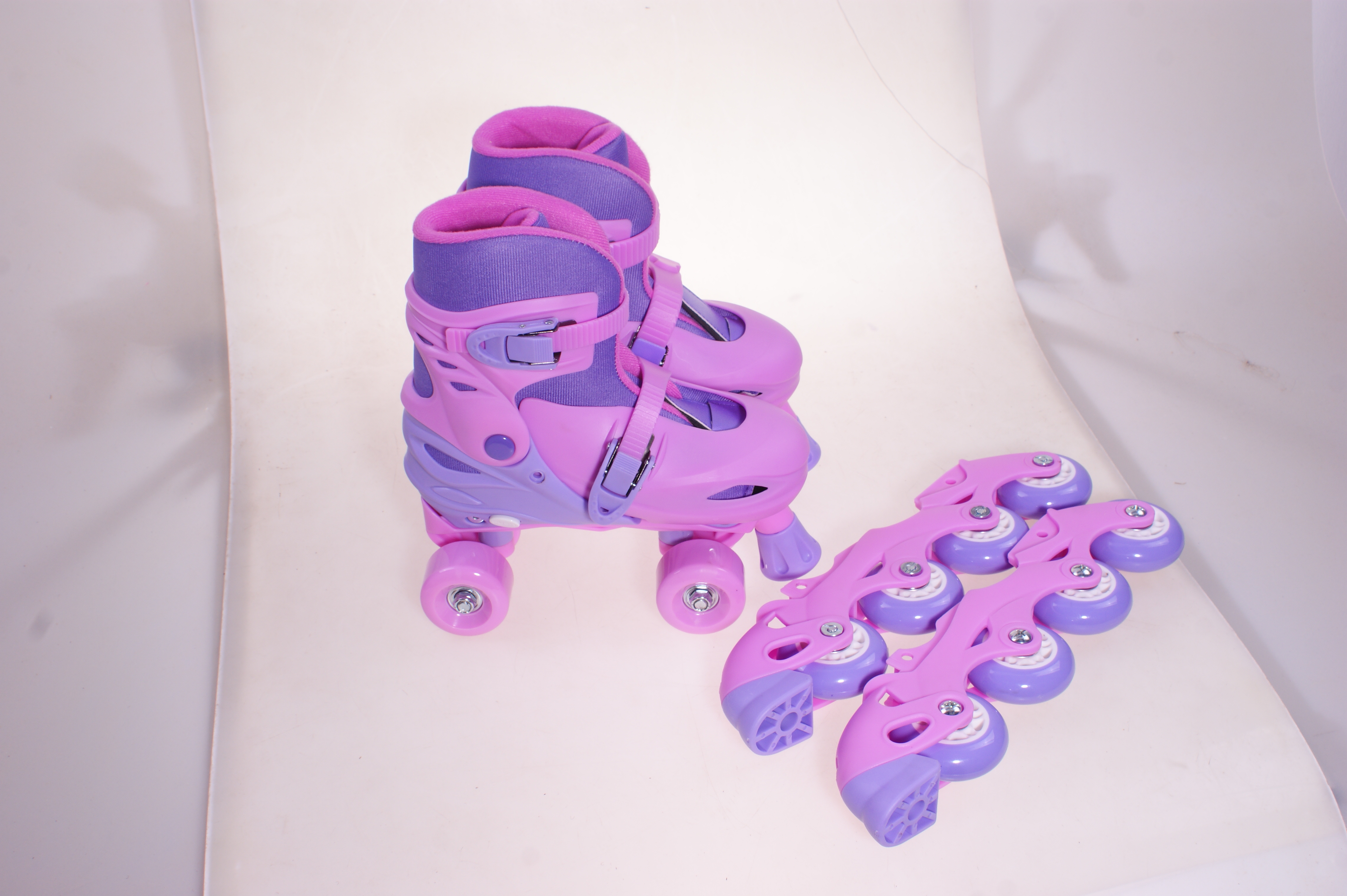Kids roller skate