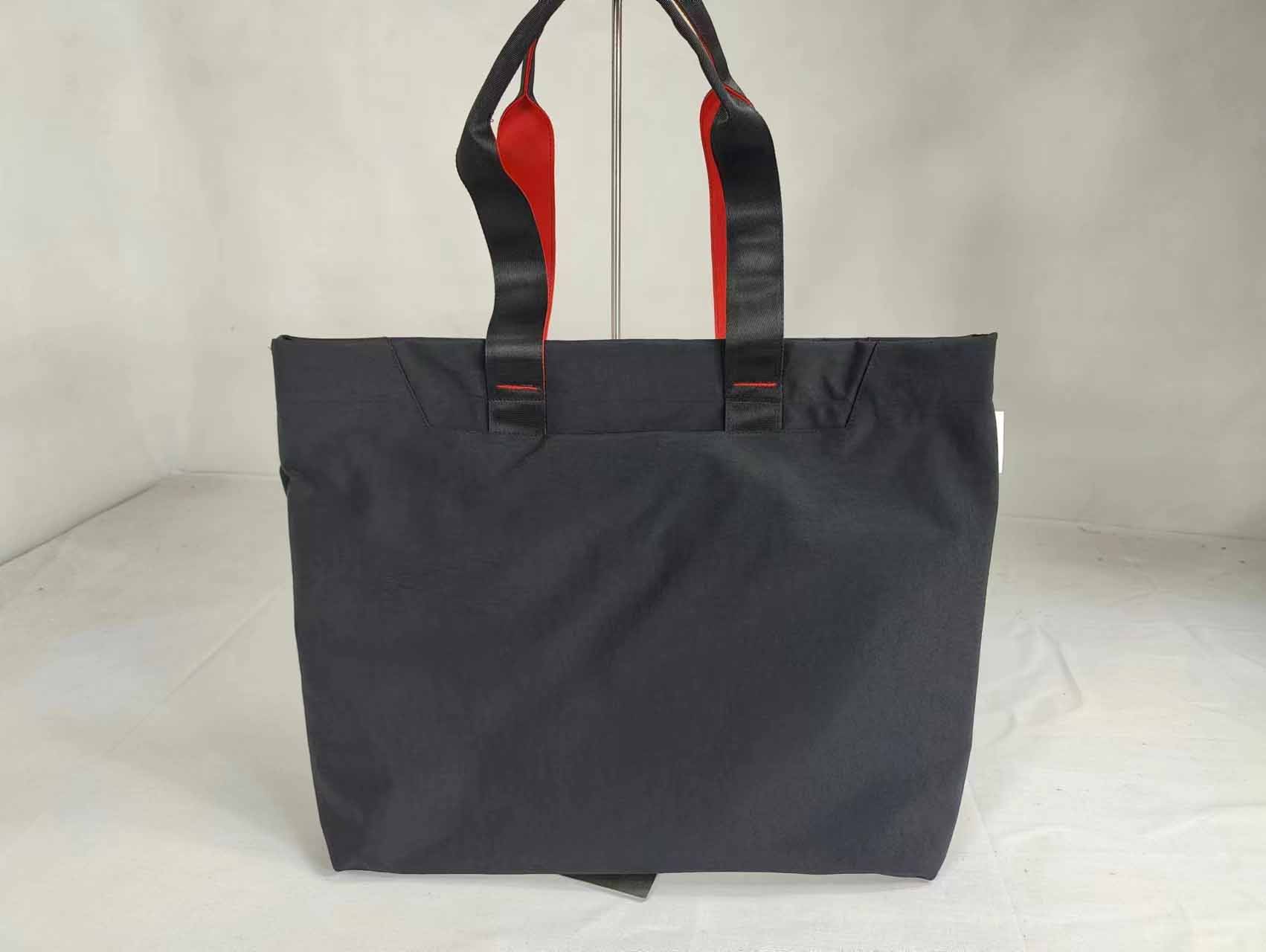 Shopping bag