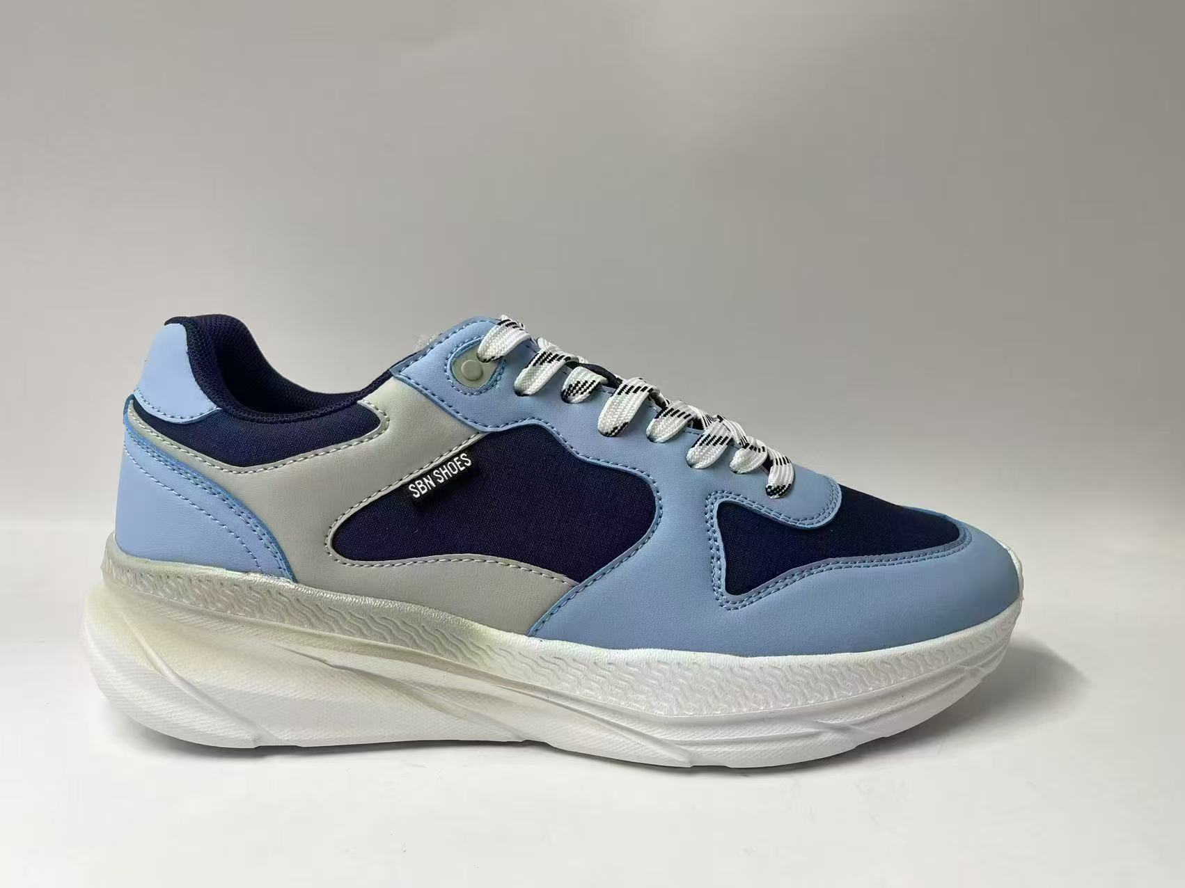 Simple, fashionable, sporty, casual