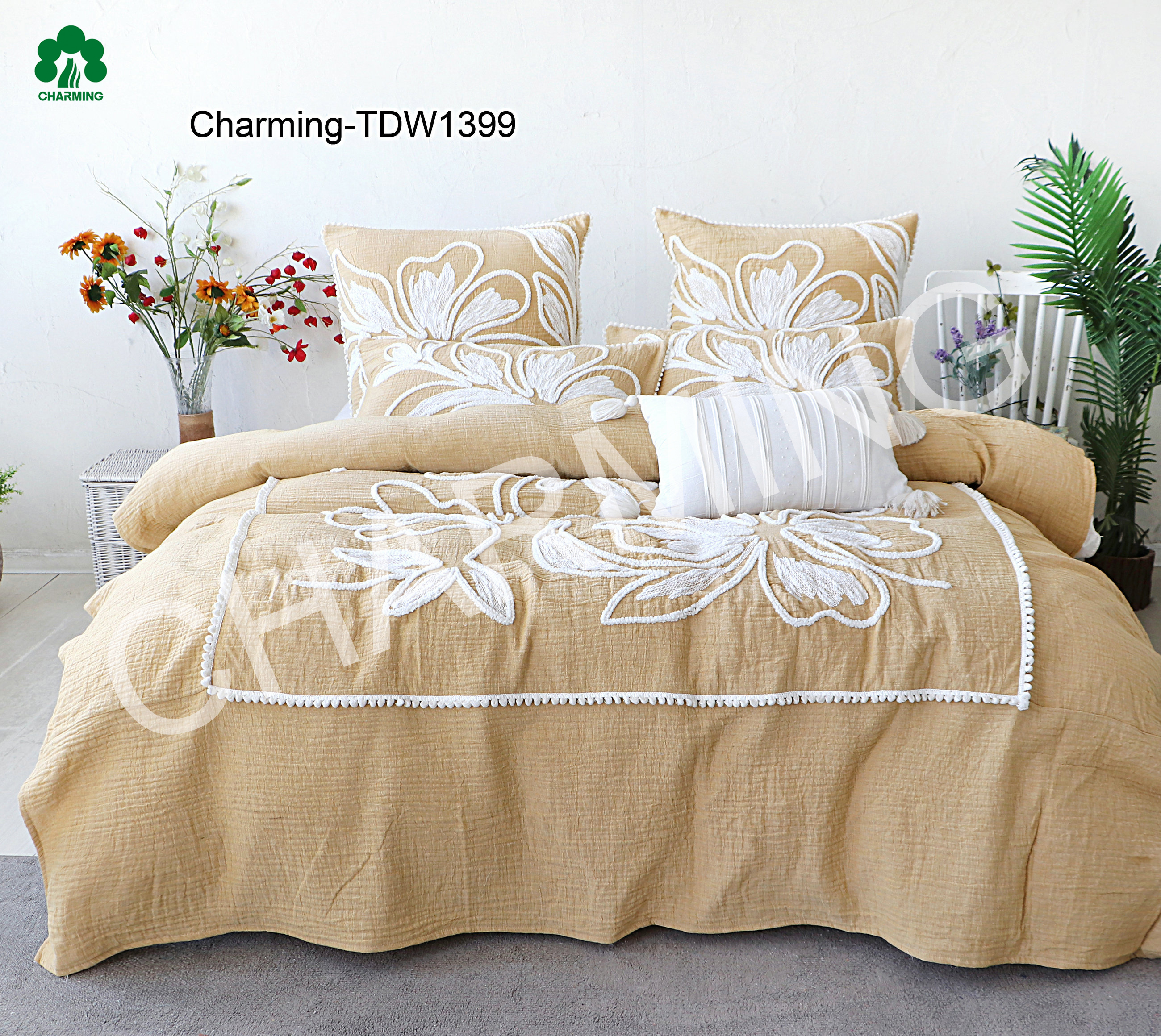 TDW1399 embroidered bed set
