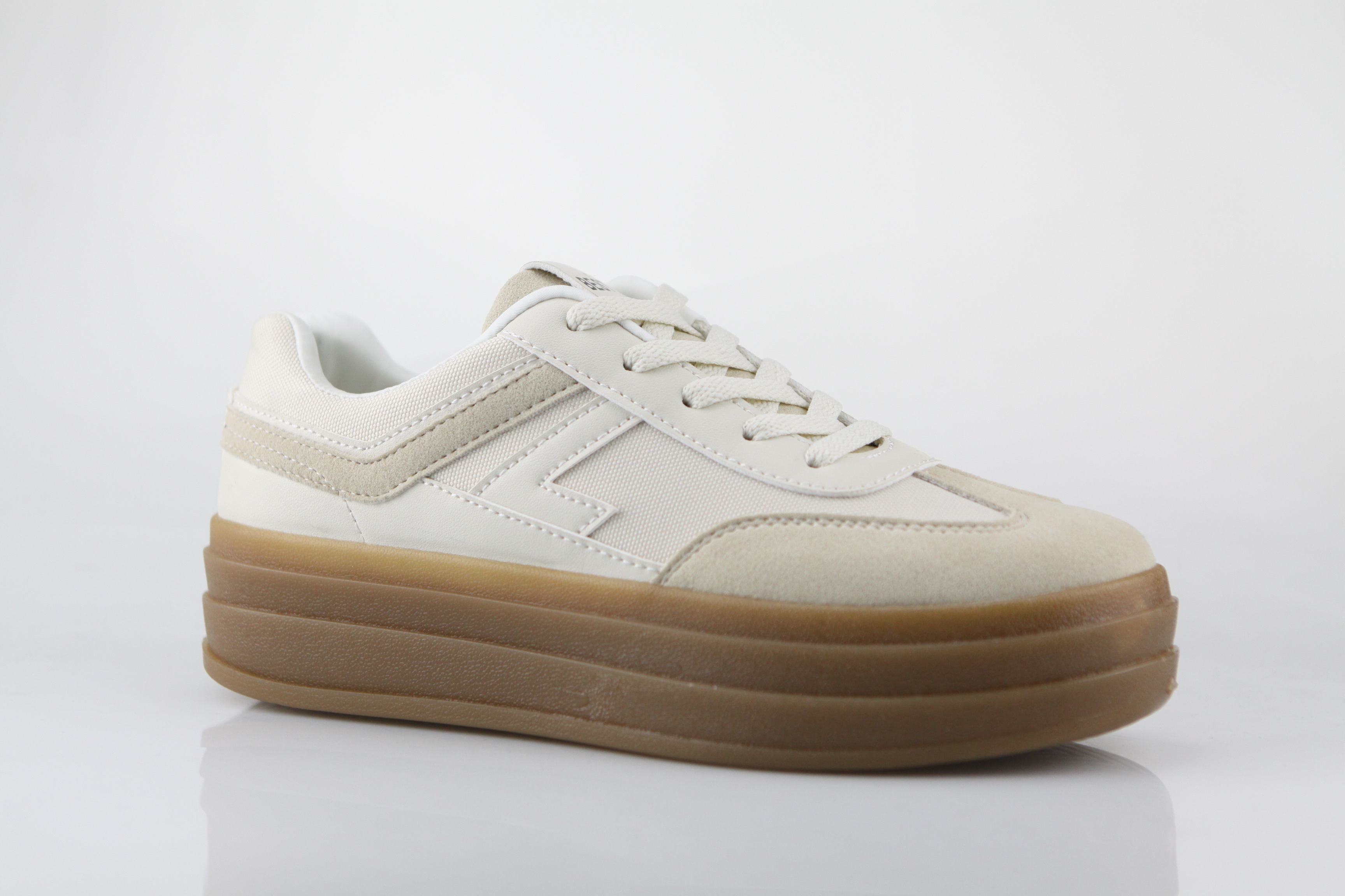 Three-layer outsole sneaker
