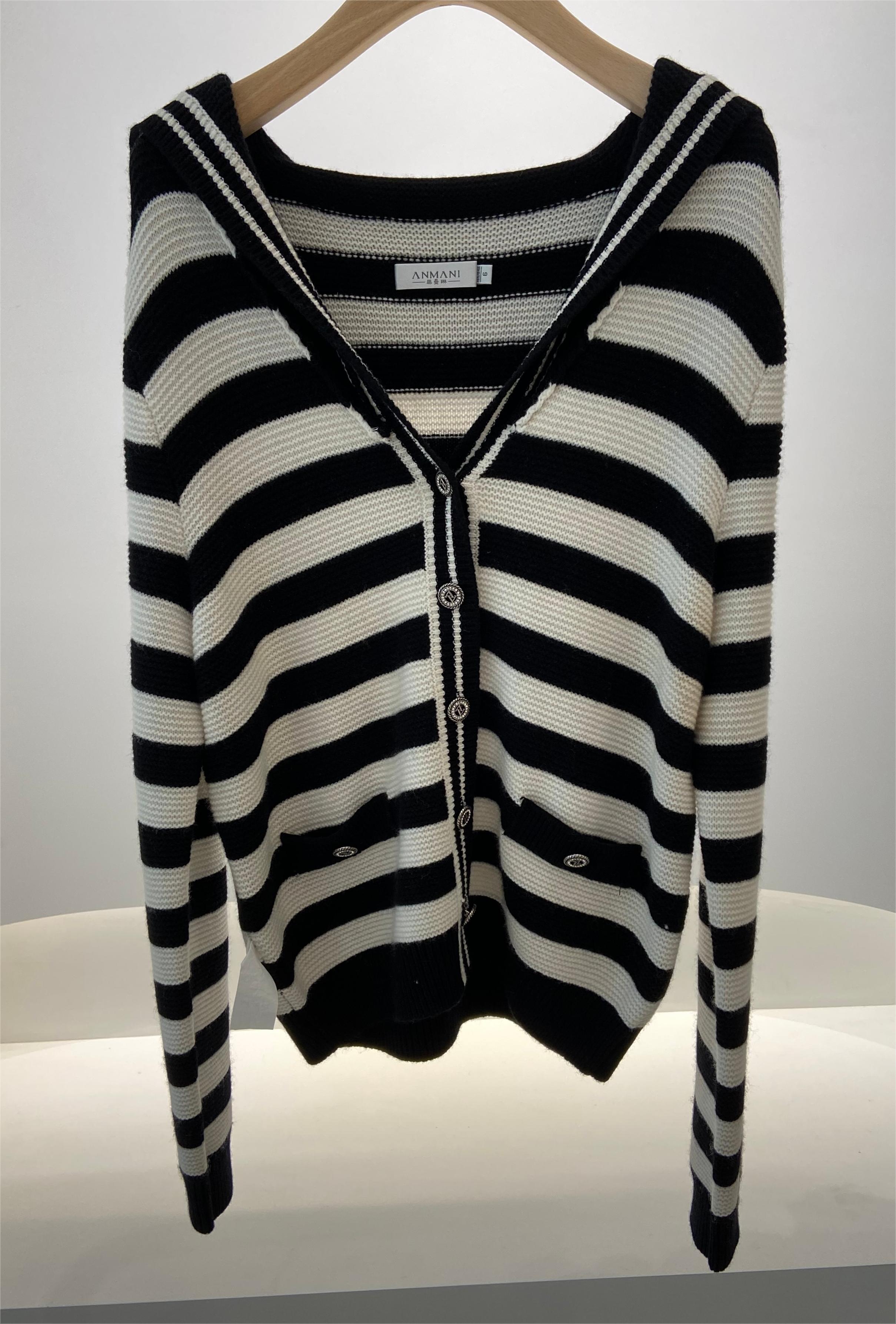 Jiaxing Oulin Import and Export Co.,Ltd – ropa deportiva 4