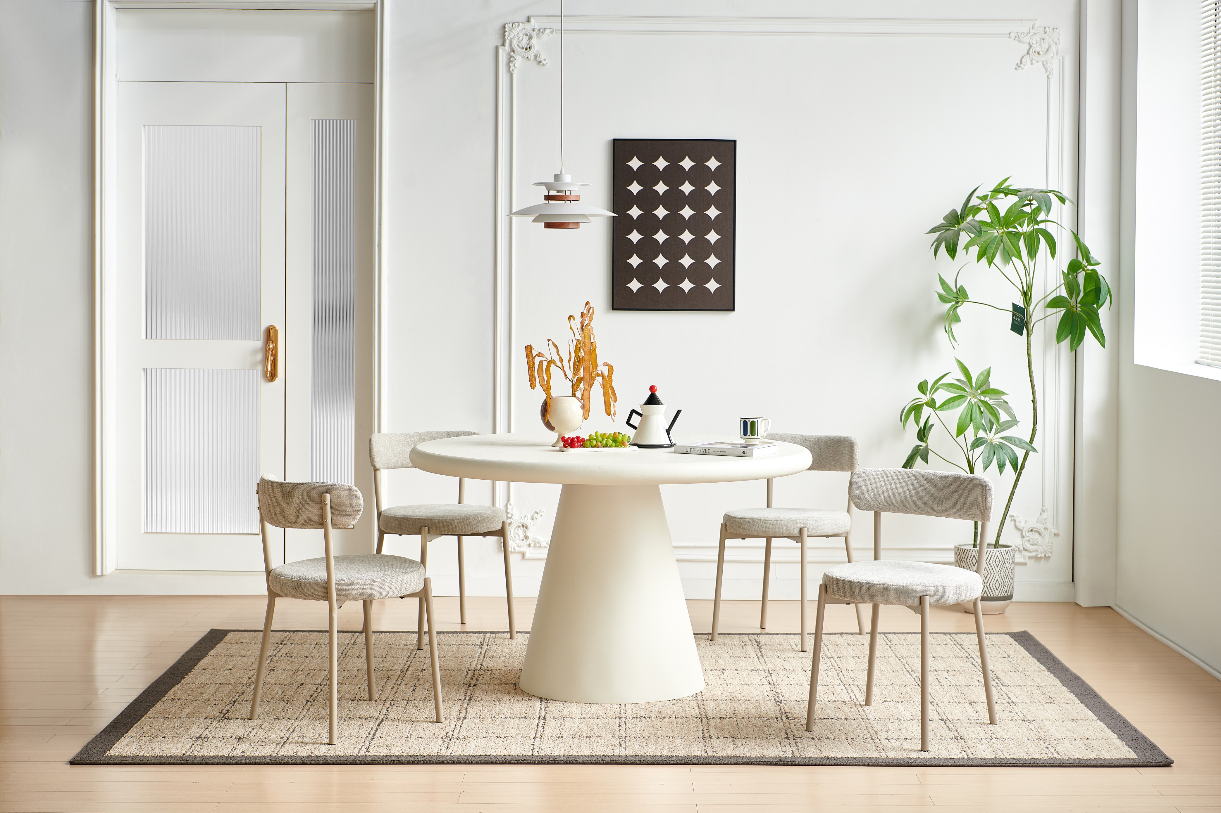 Lancas Table And Chair