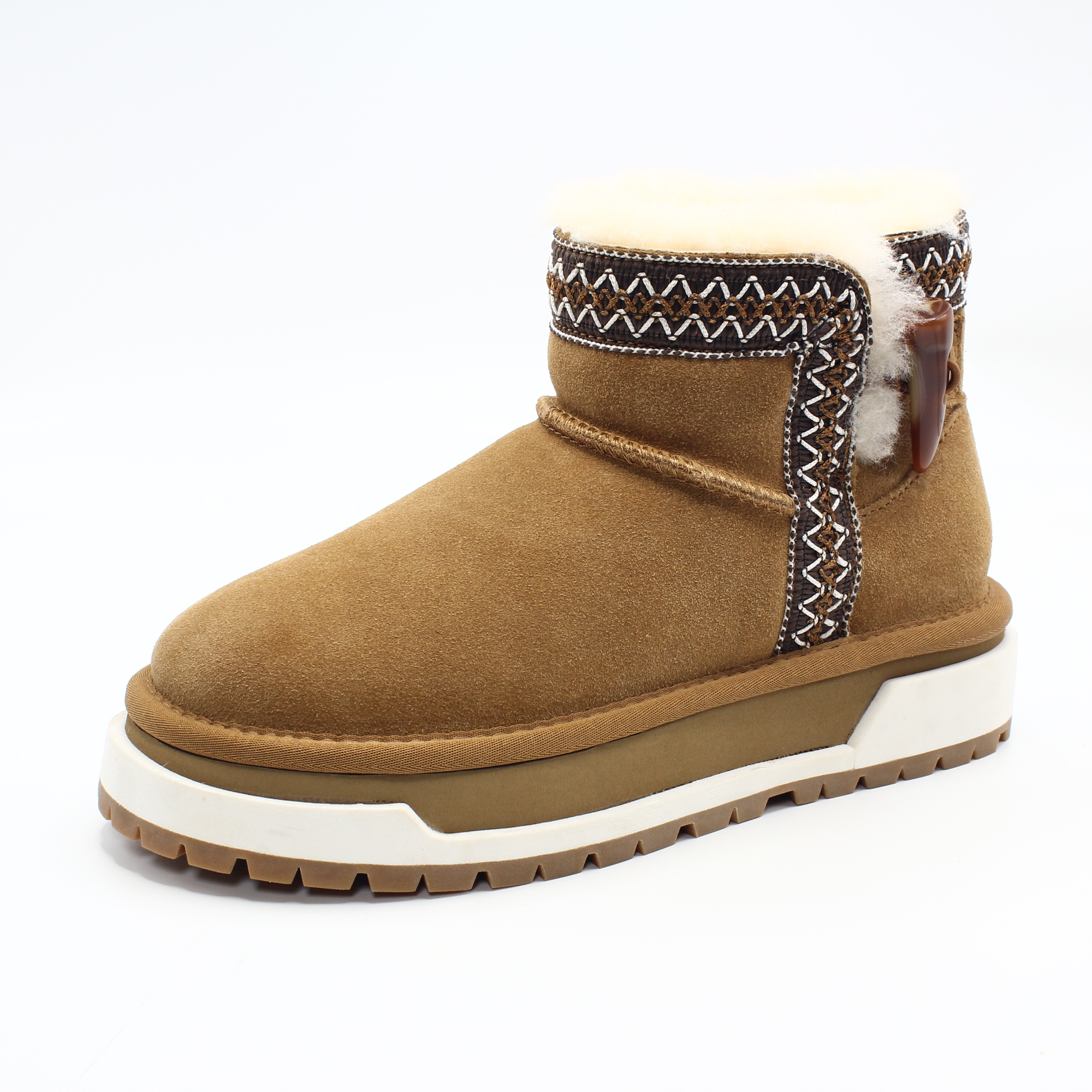 Snow boots