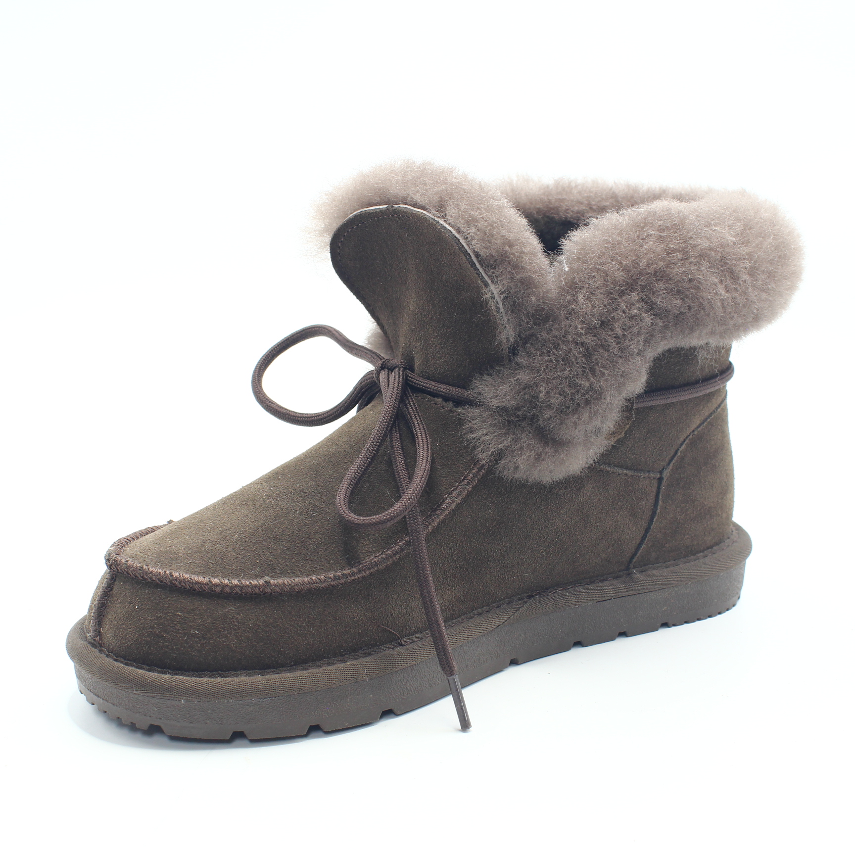 Snow boots