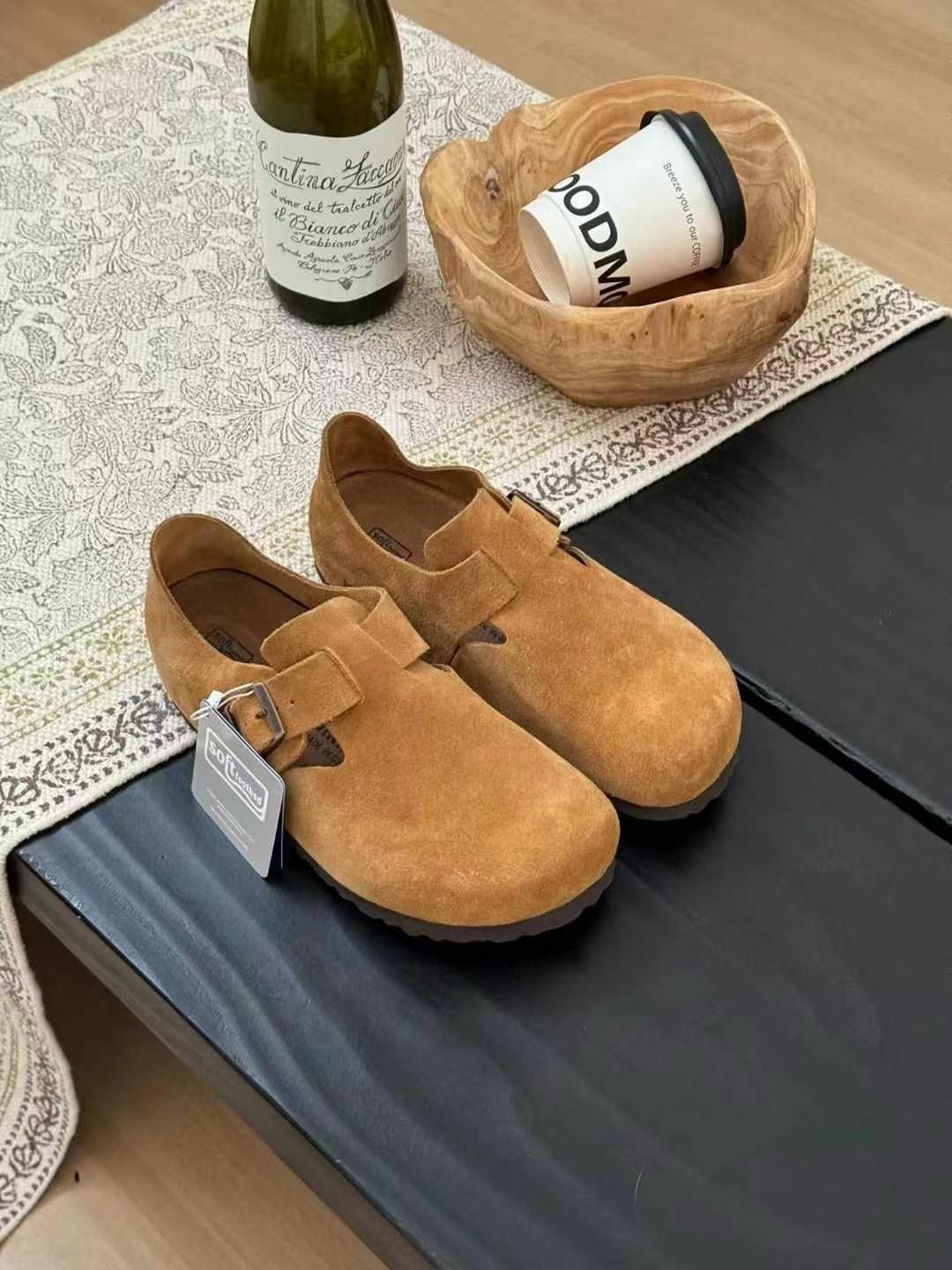 Snow boots