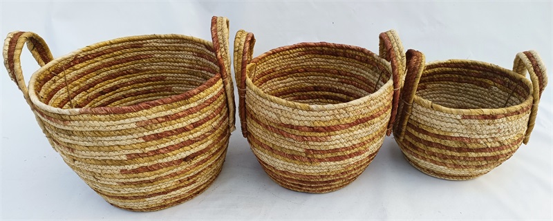 Stitched Corn-husk basket