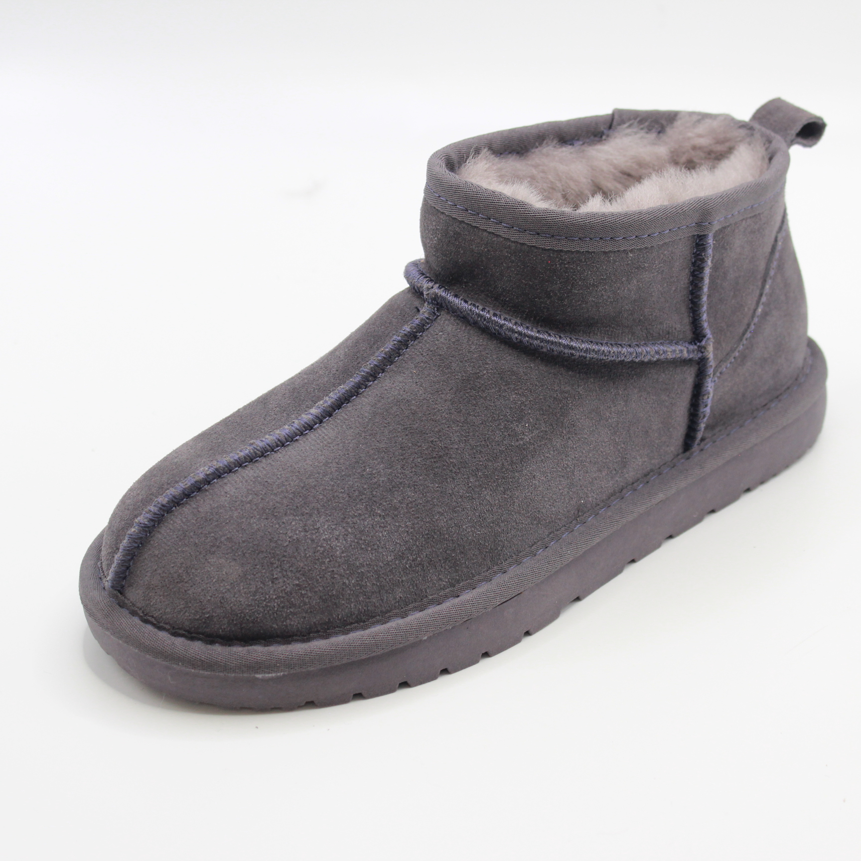 Snow boots