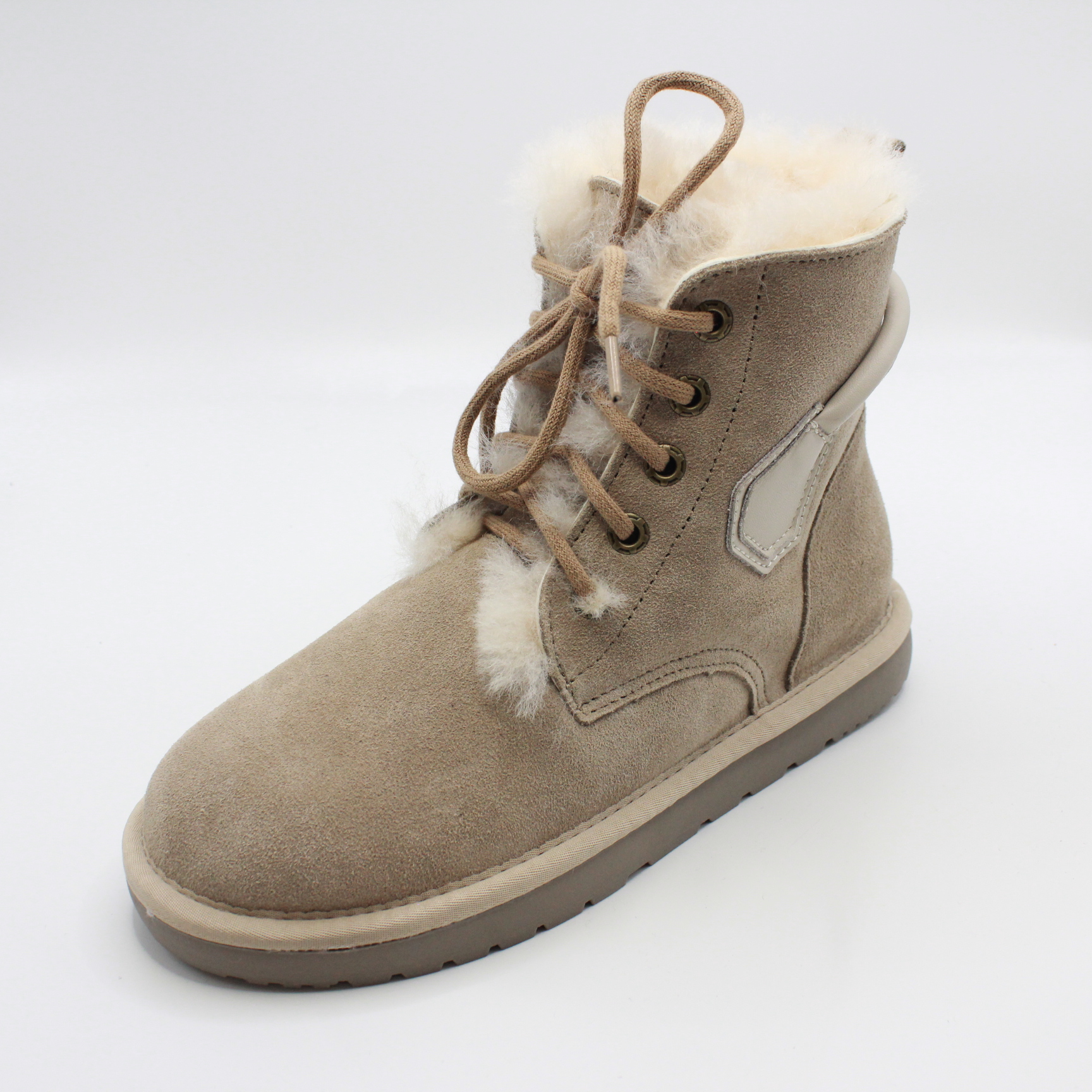 Snow boots