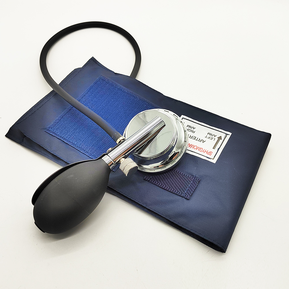 Mechanical blood pressure monitor