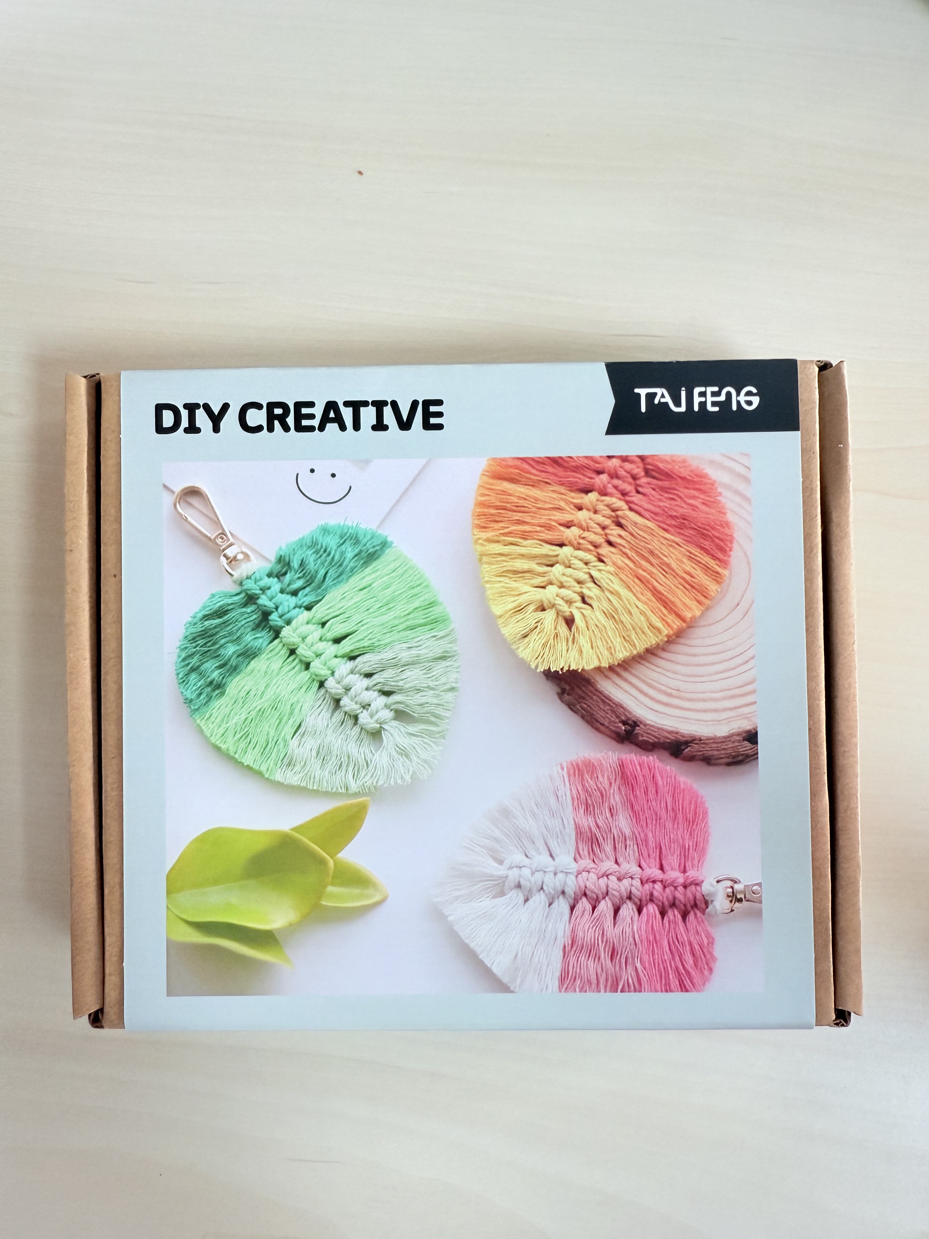 DIY string creative with key chain, key chain， ornaments with key chain